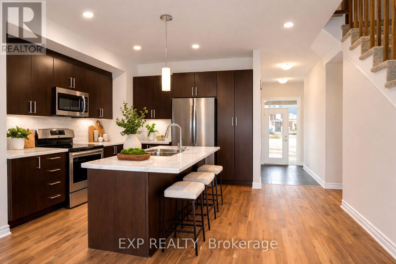74 RICHELIEU STREET, Ottawa. Luxury613. By Peter Sagos - Image 9