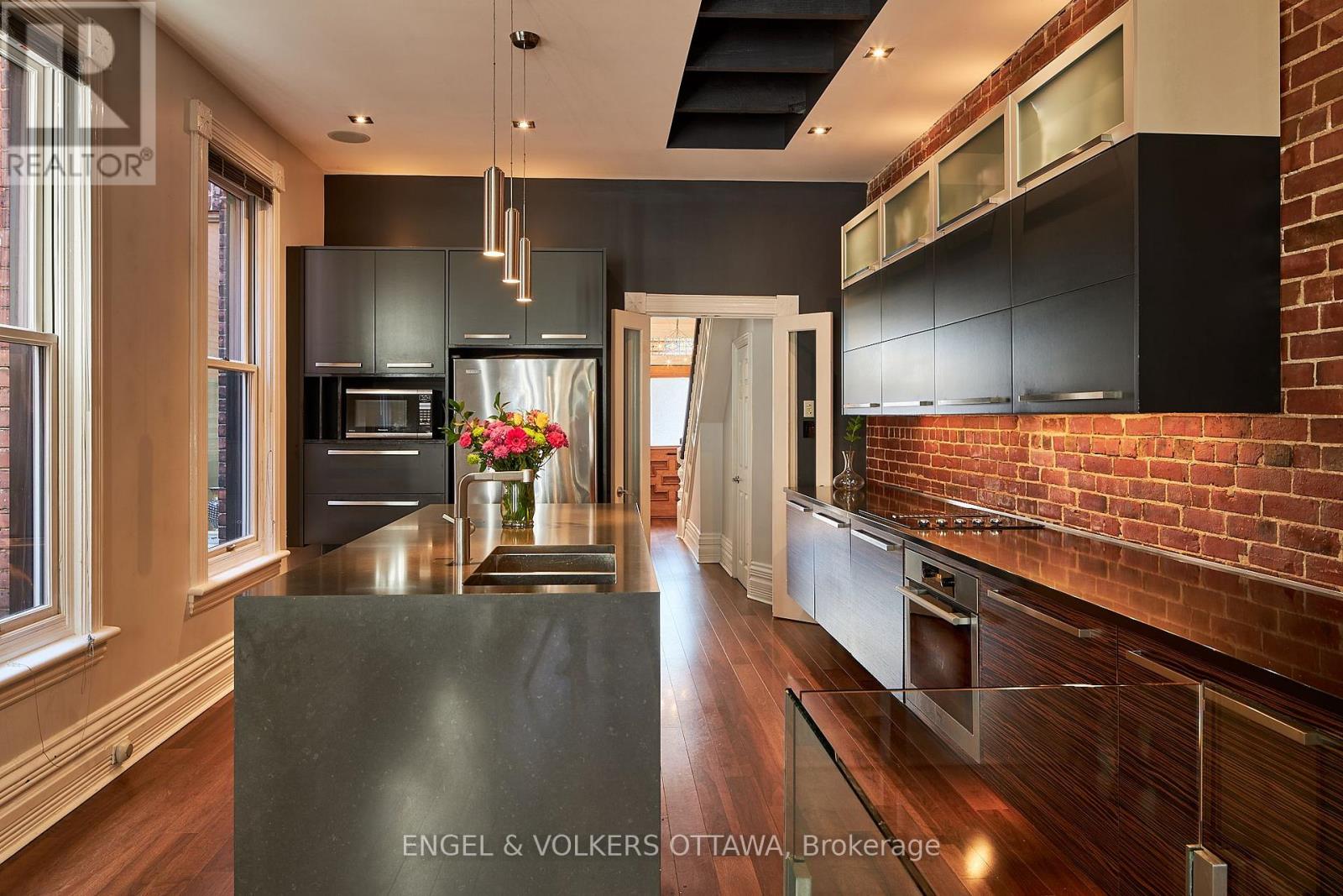 103 JAMES STREET, Ottawa. Luxury613. By Peter Sagos - Image 6