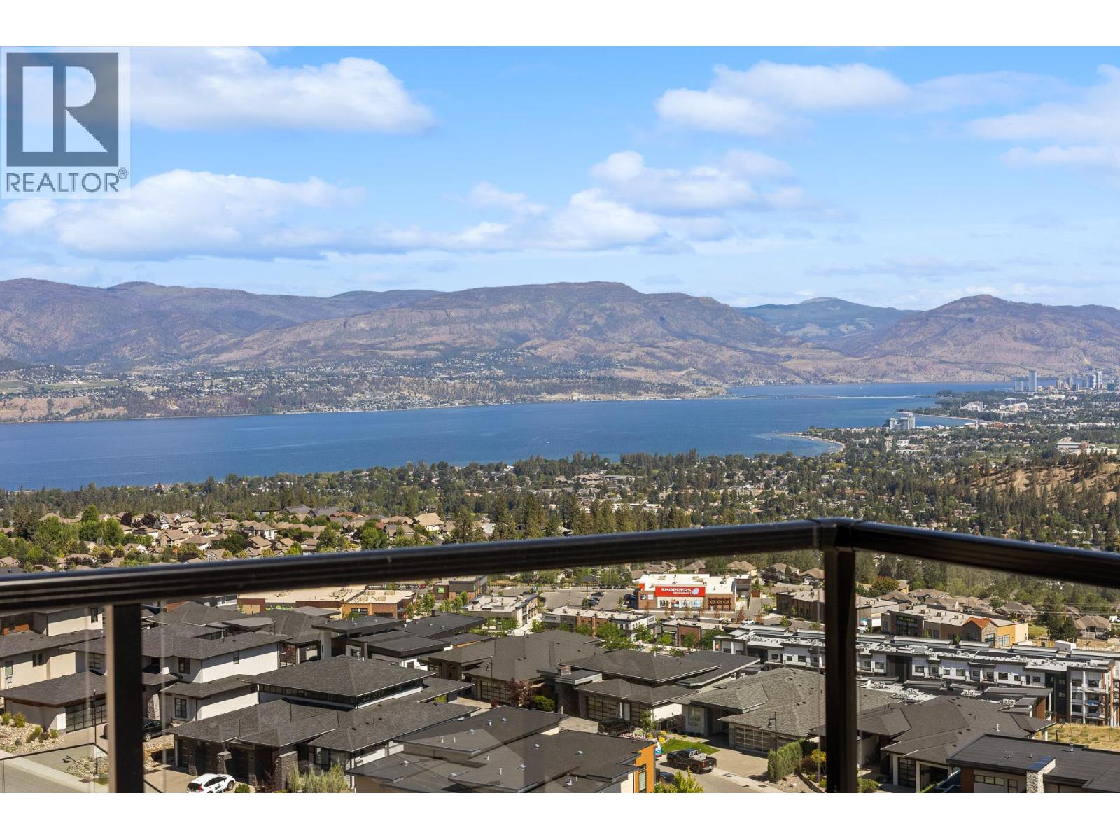 1042 Emslie Street - 48