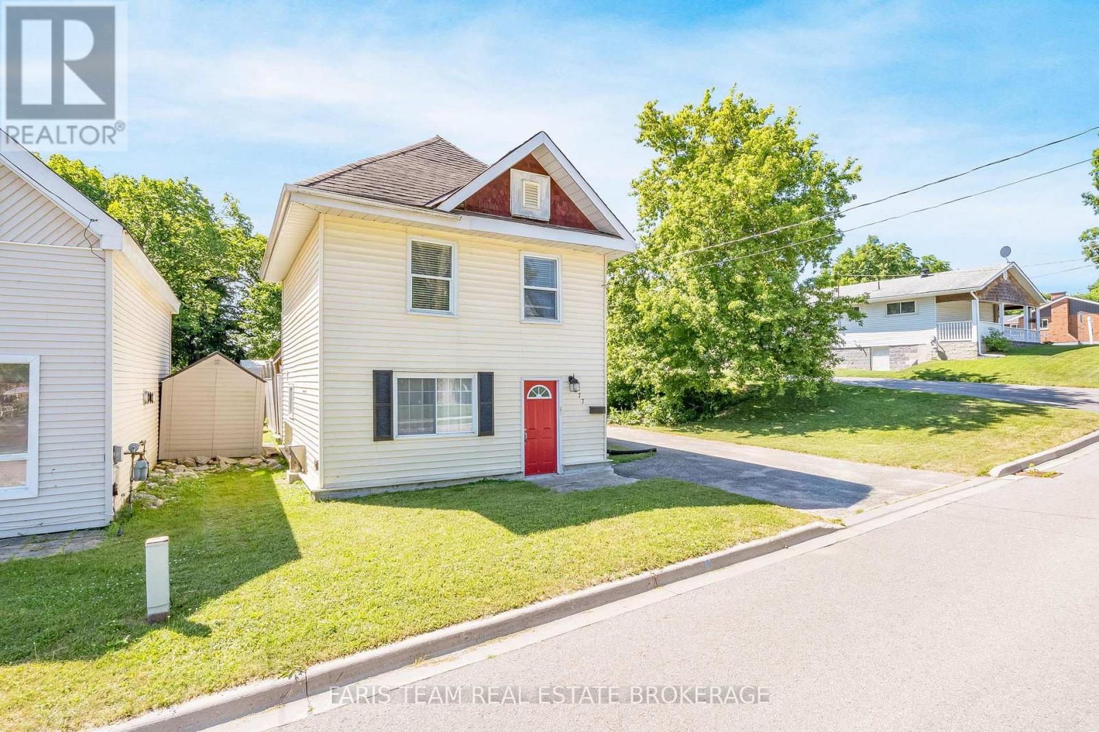 277 GLOUCESTER STREET - 2