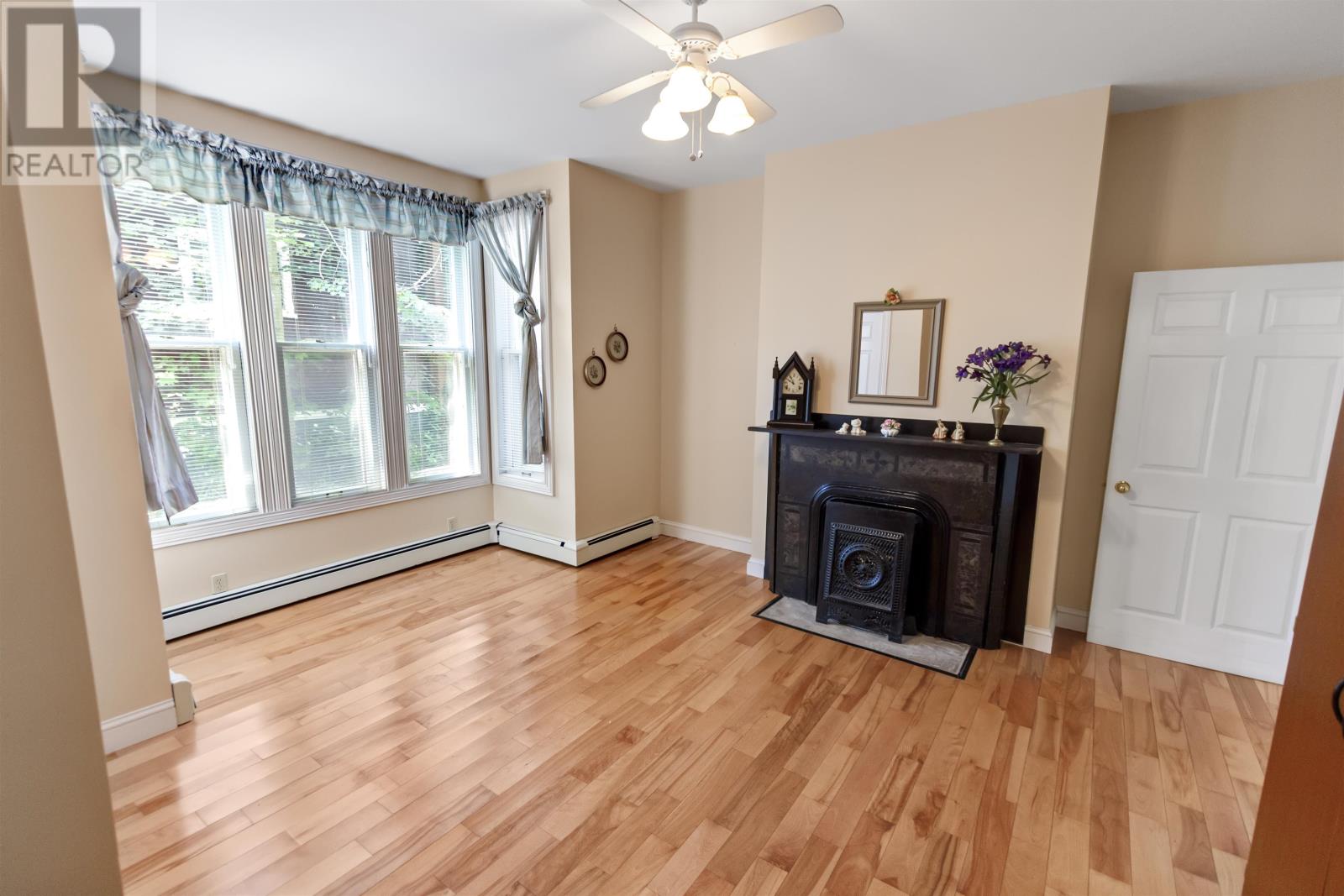 #1 202-204 Euston Street - 21