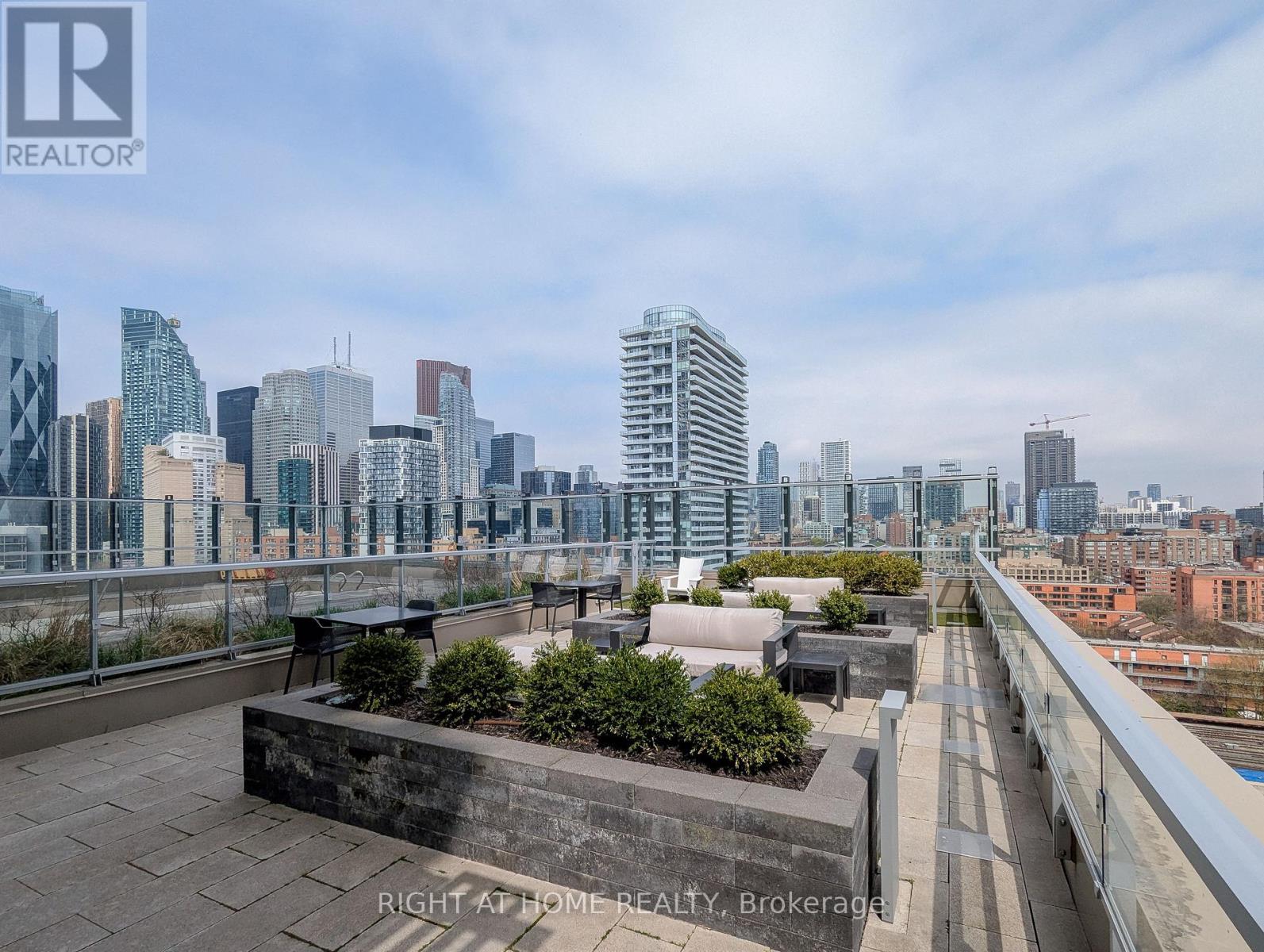 #609 15 LOWER JARVIS STREET - Image 19