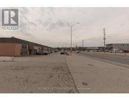 213 - 50 Steeles Avenue E, Milton, ON L9T4W9 Photo 6