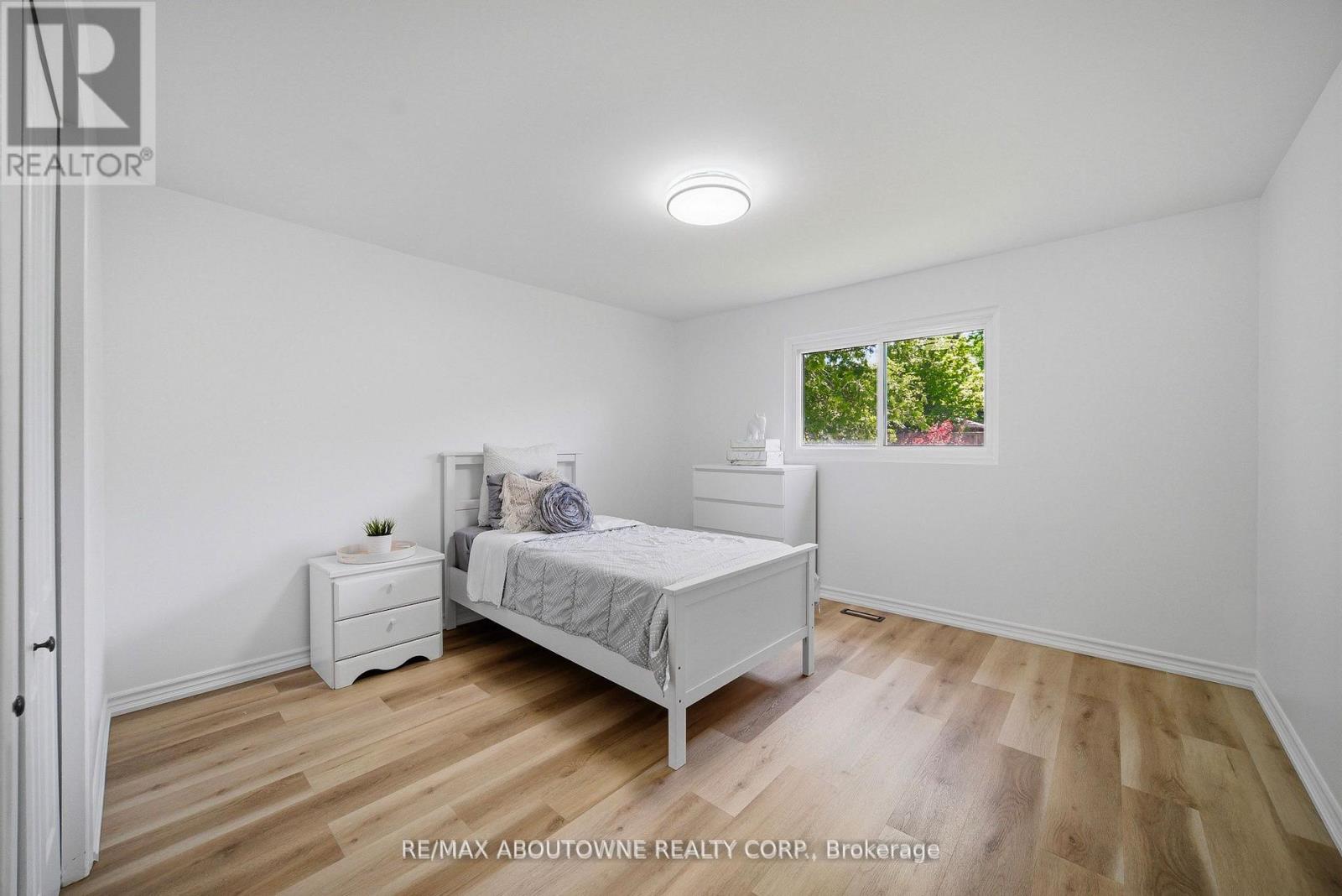 2306 DEVON ROAD - 17