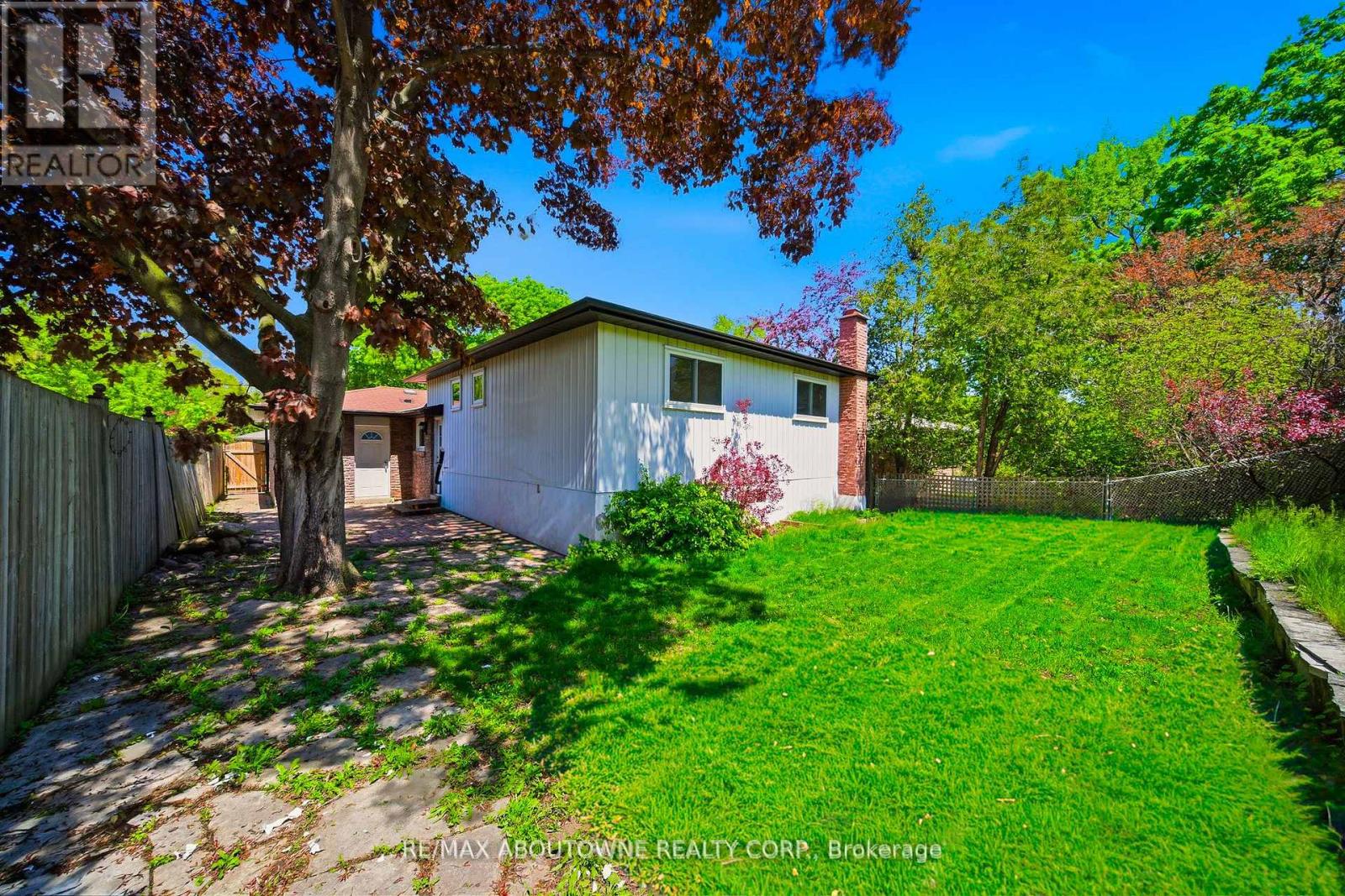 2306 DEVON ROAD - 34