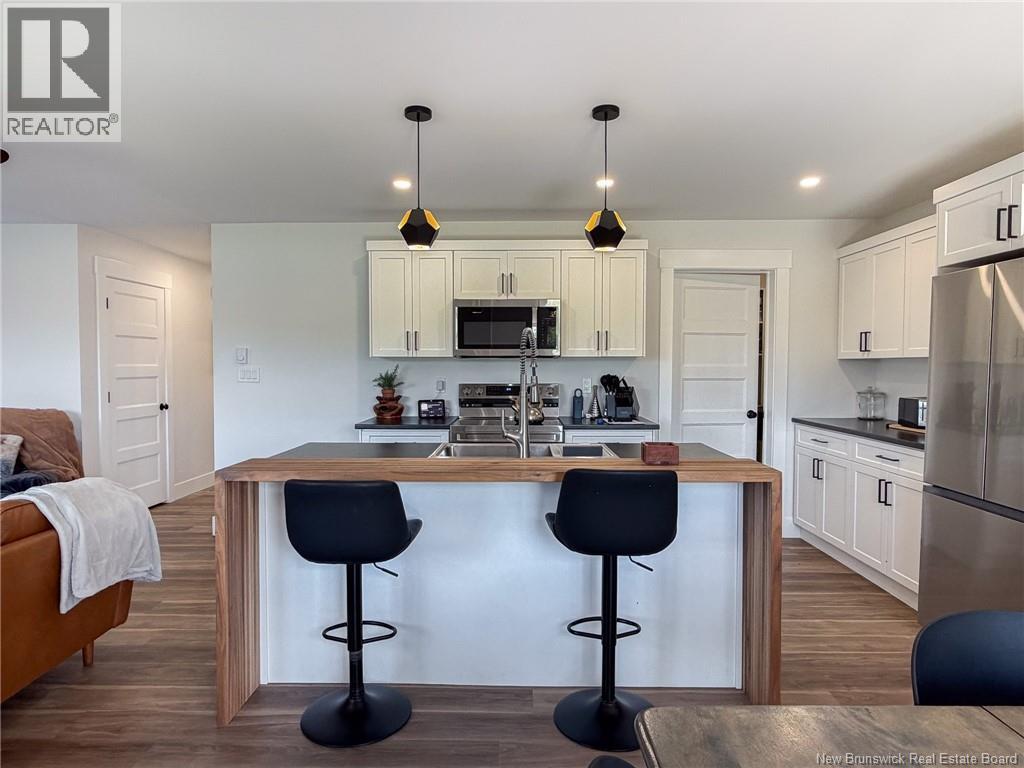 101 & 105 Glennorth Street - 15
