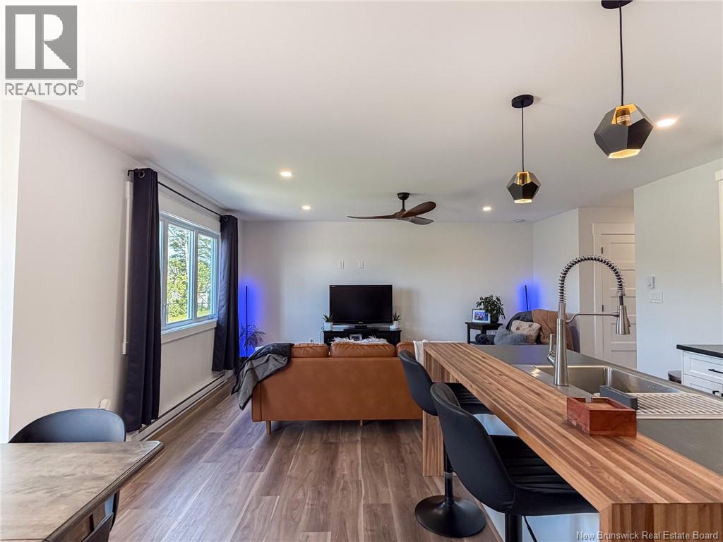101 & 105 Glennorth Street - 23