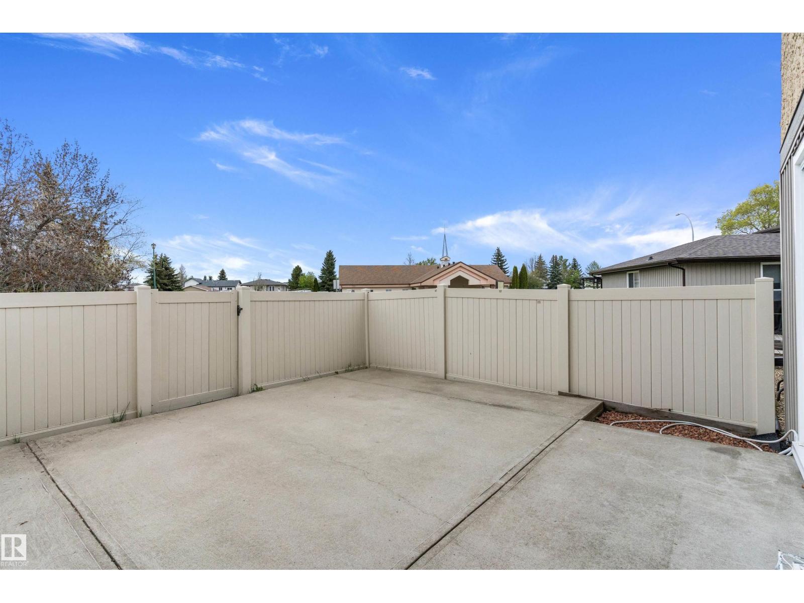 #101 8930 99 AV - 34
