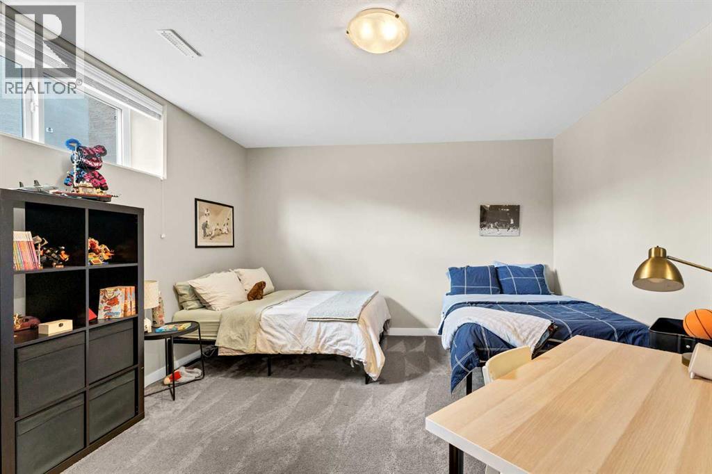 236 Hamptons Way SE — photo 33