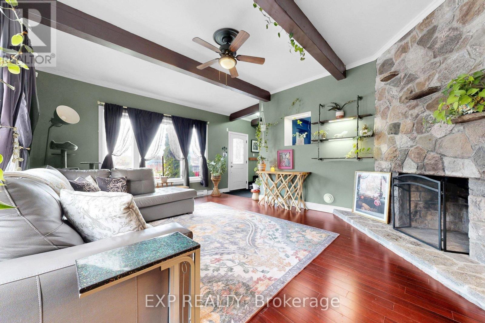 348 ELGIN STREET W - 11