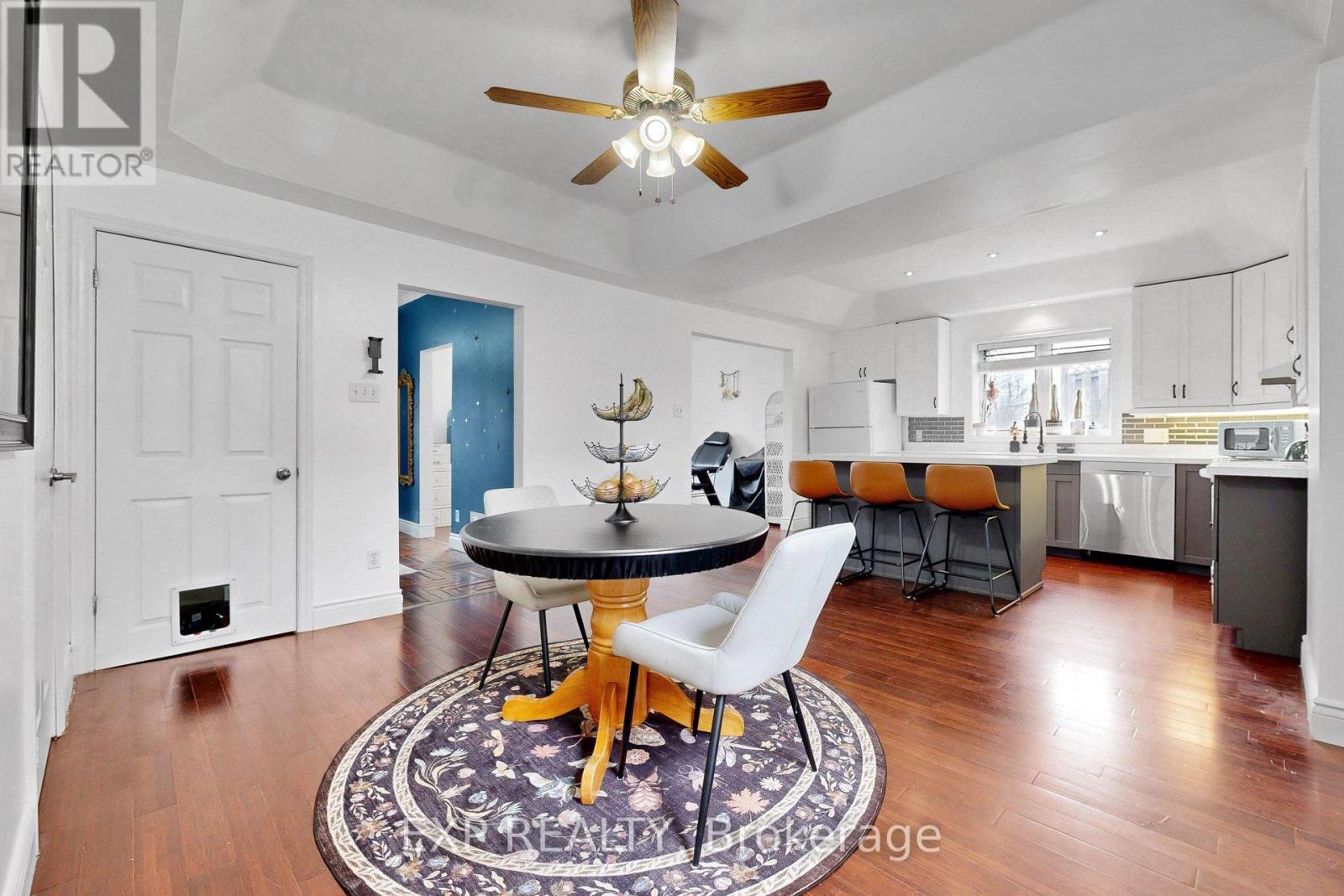 348 ELGIN STREET W - 18