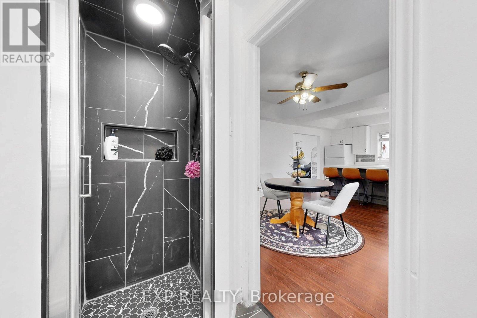 348 ELGIN STREET W - 25