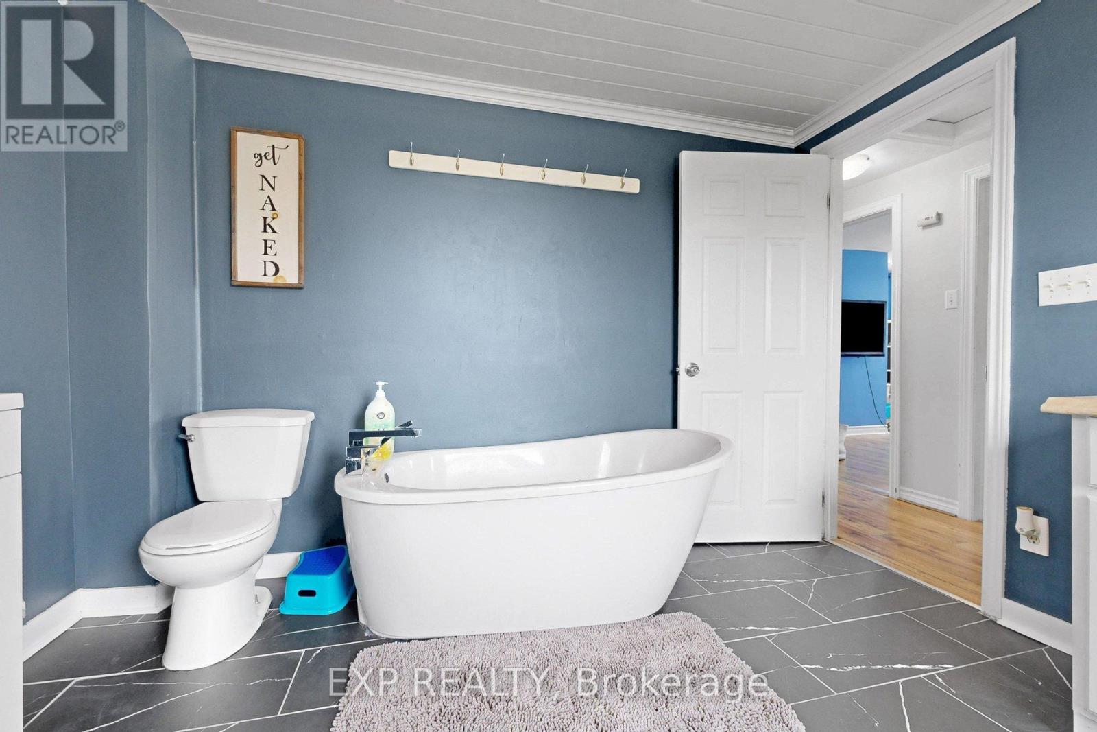 348 ELGIN STREET W - 41