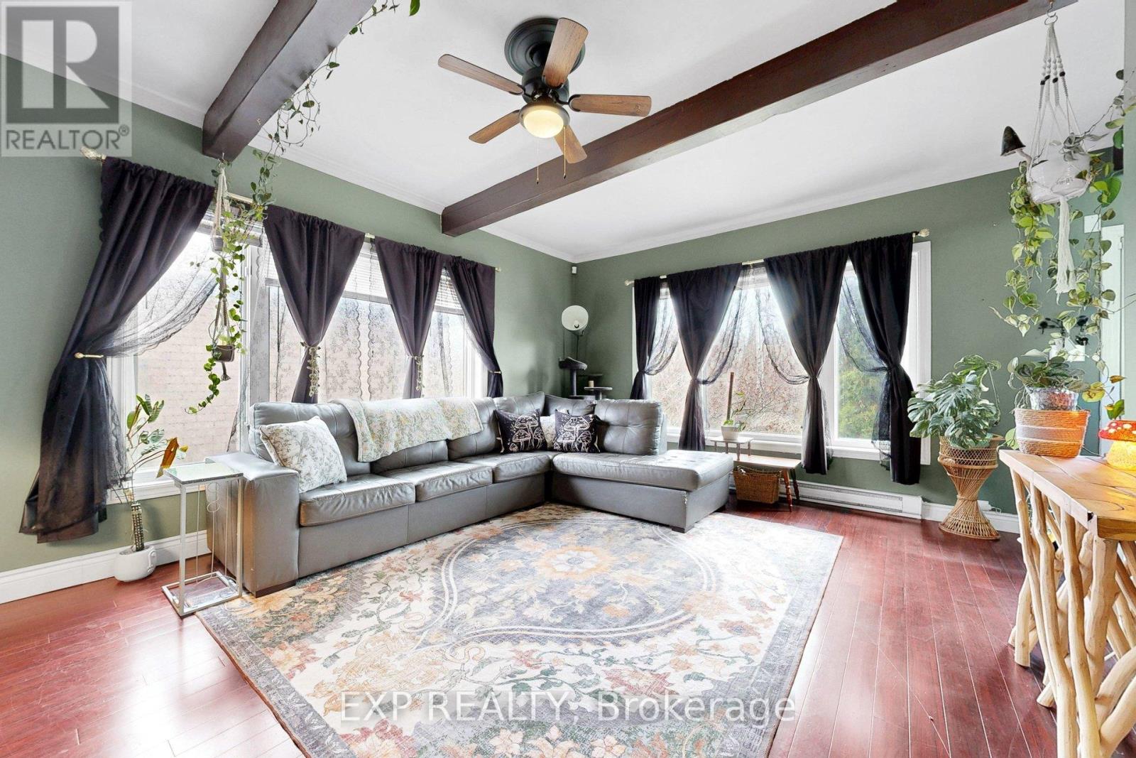 348 ELGIN STREET W - 9