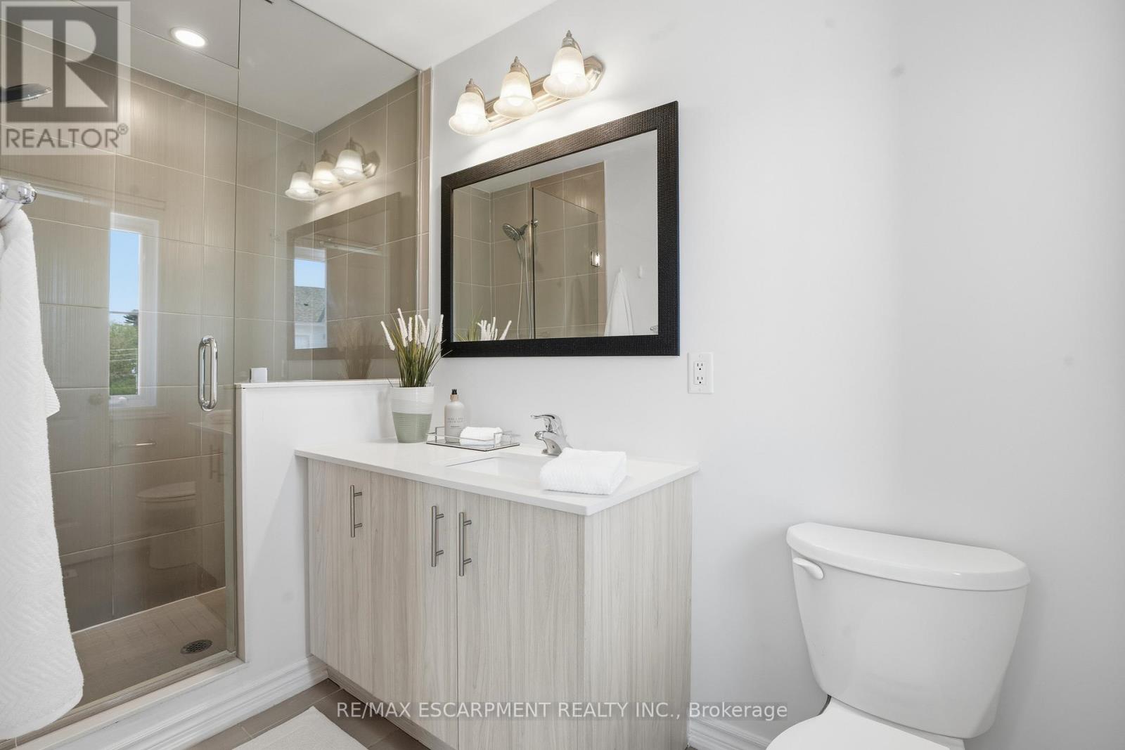 #UNIT 5 124 COMPASS TRAIL - 11