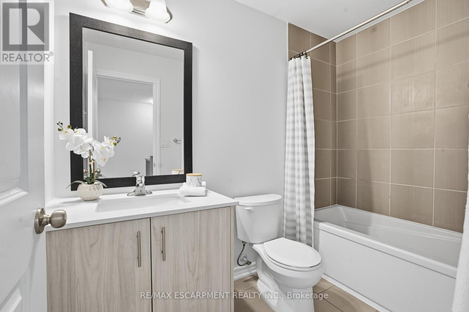 #UNIT 5 124 COMPASS TRAIL - 15