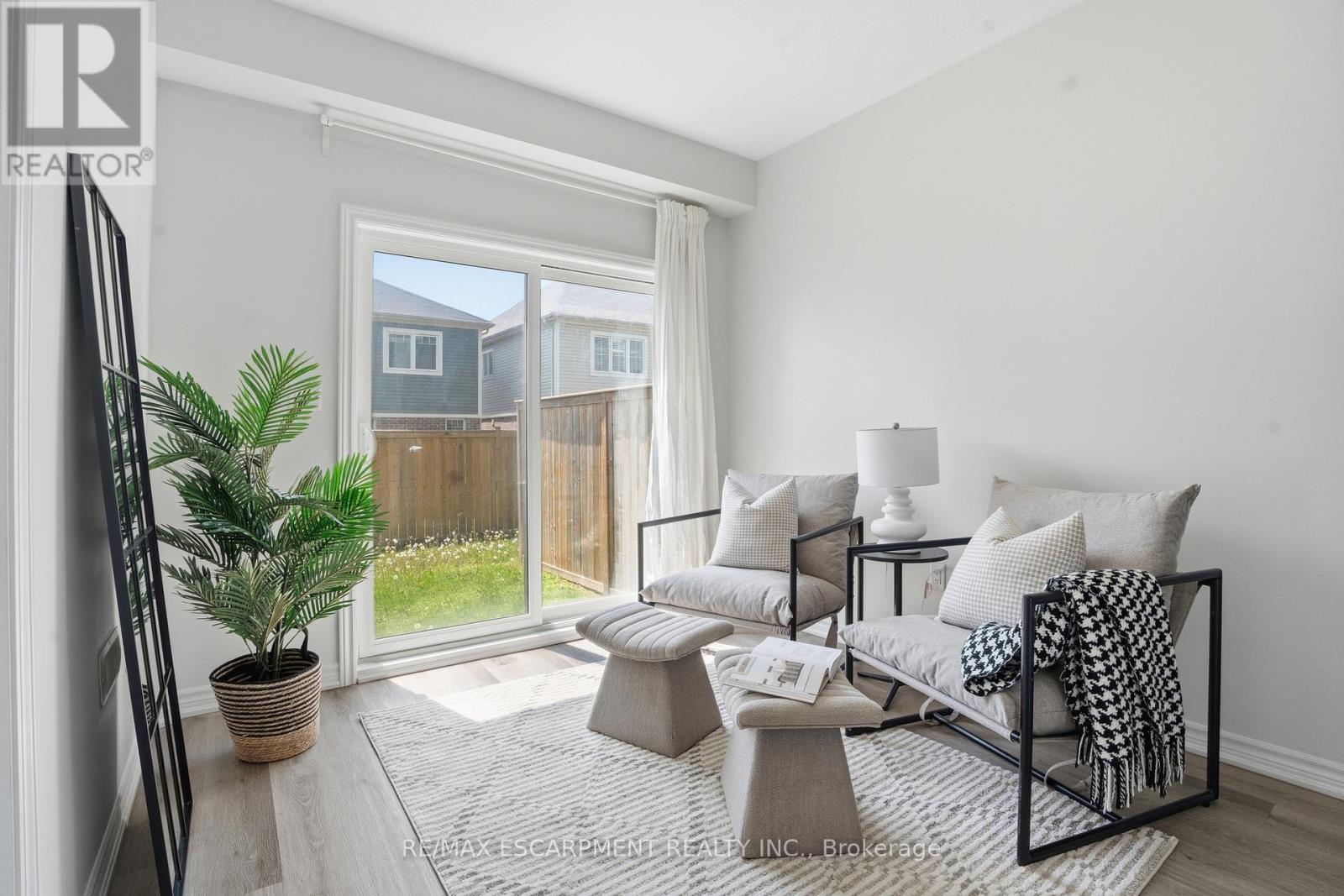 #UNIT 5 124 COMPASS TRAIL - 3