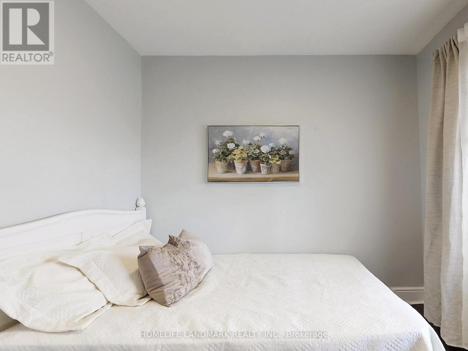 674 COLBORNE STREET E - 10