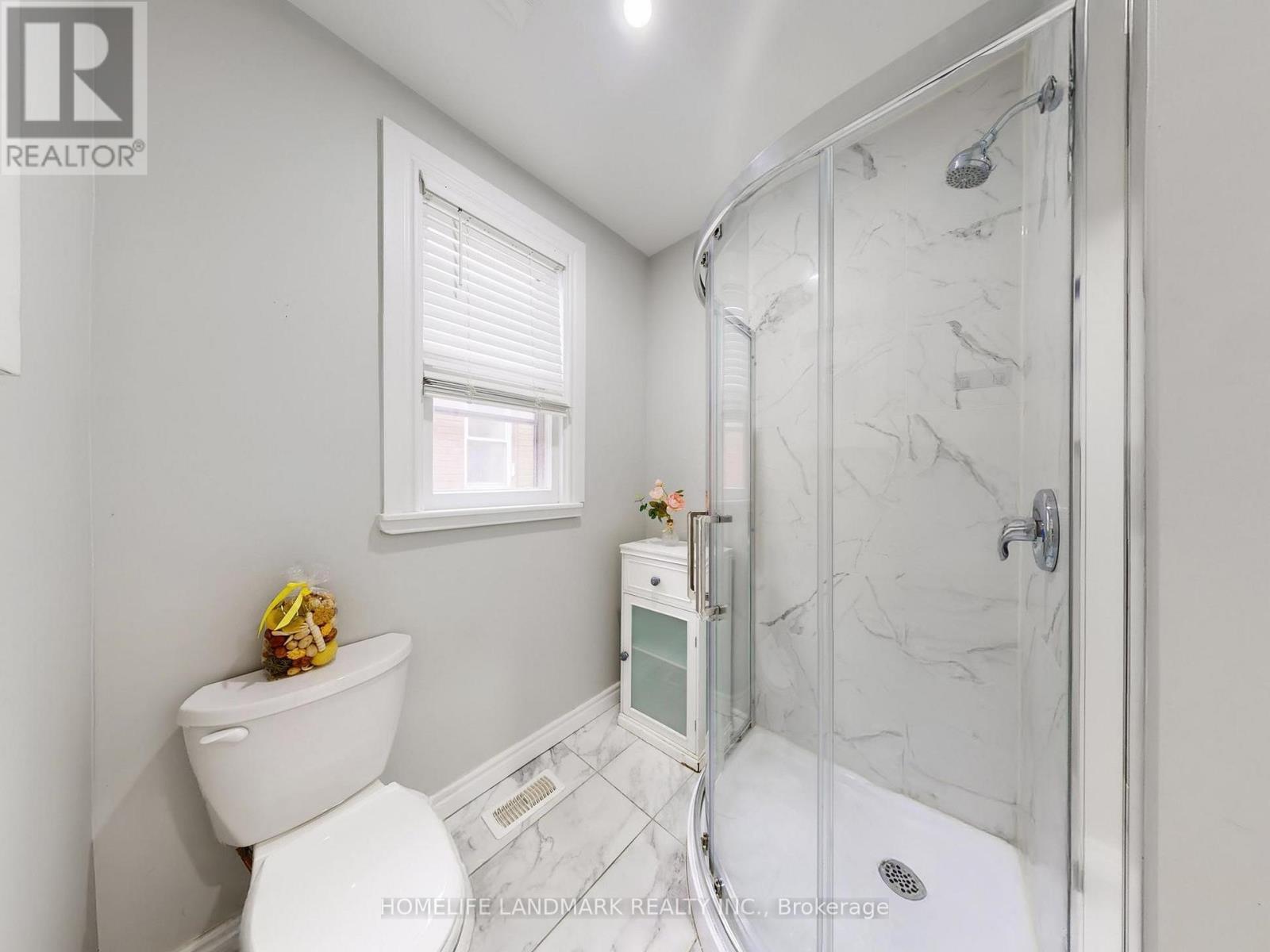 674 COLBORNE STREET E - 14