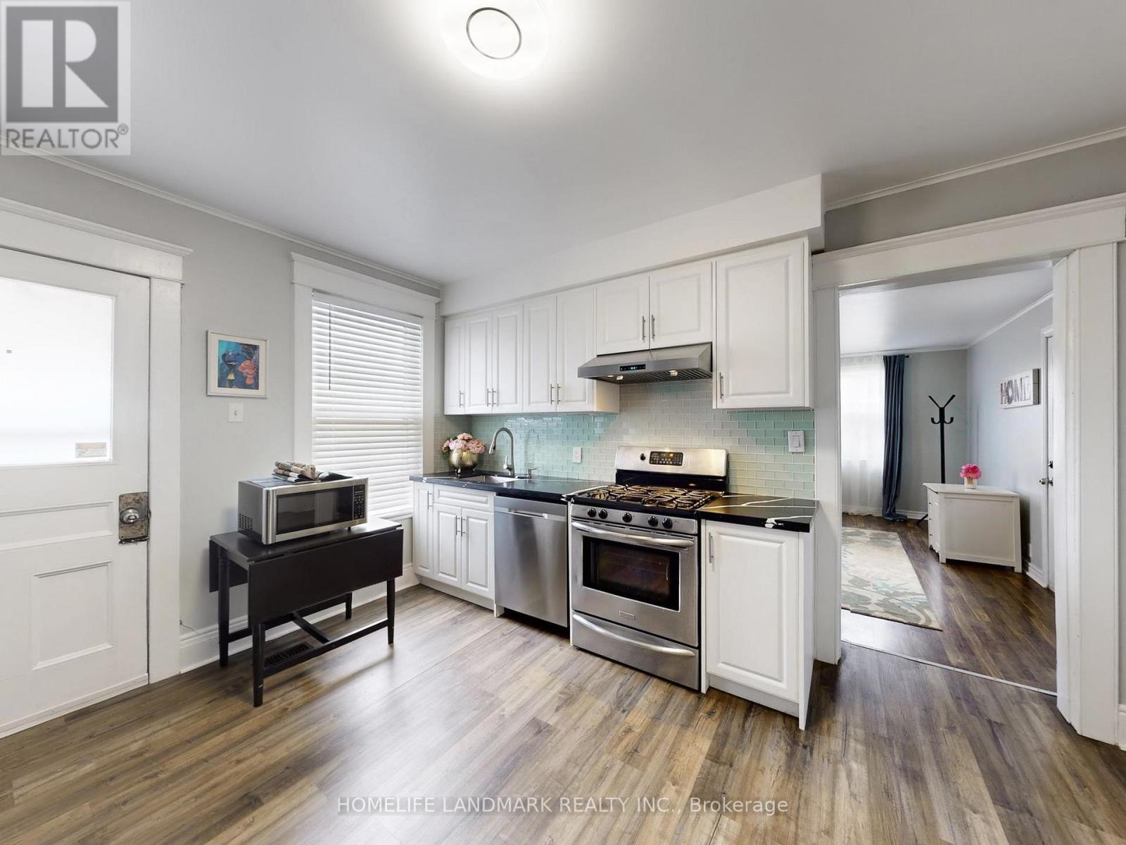 674 COLBORNE STREET E - 6