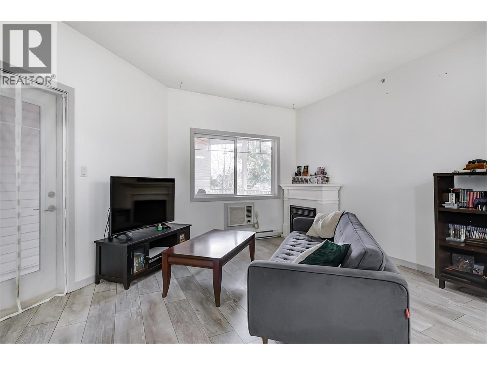 #305 345 Mills Road - 13
