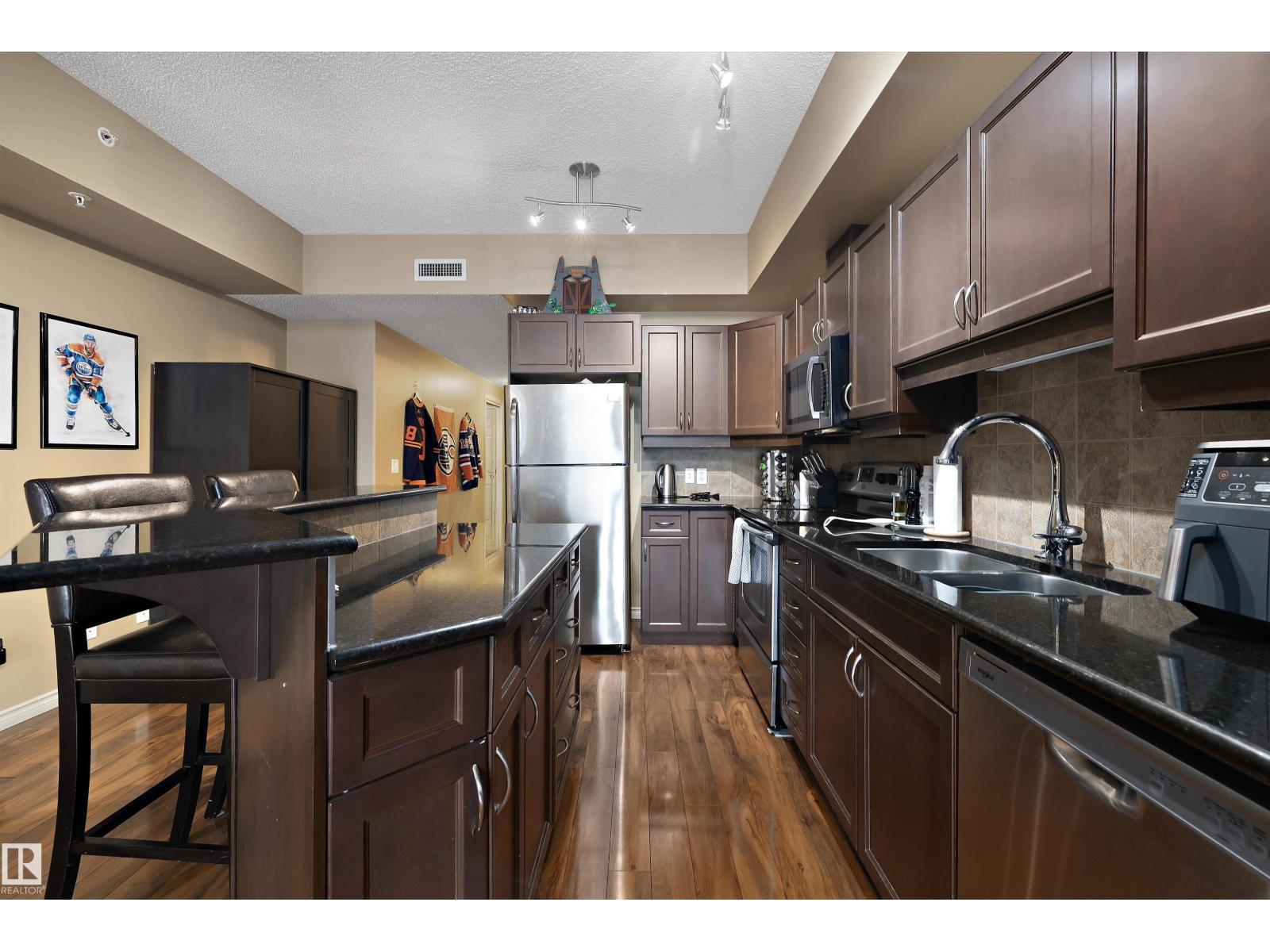 #307 10303 111 ST NW - 10