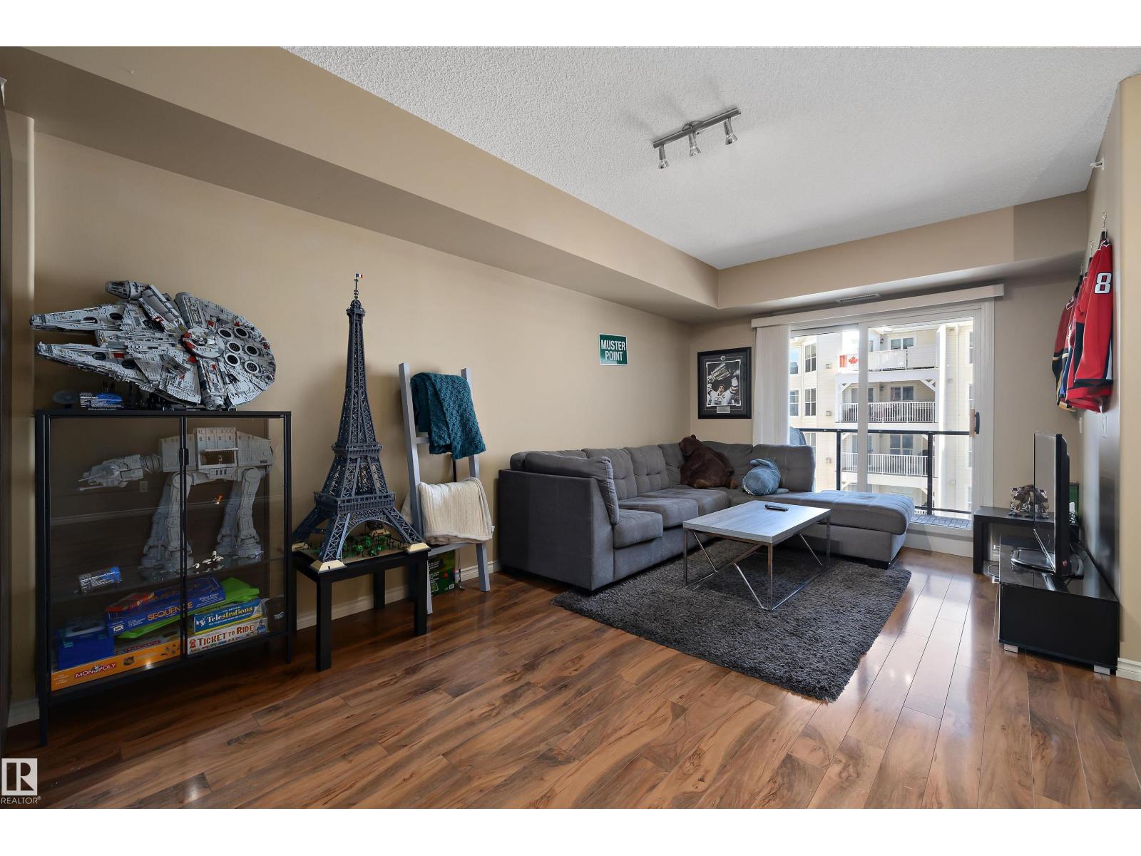 #307 10303 111 ST NW - 11