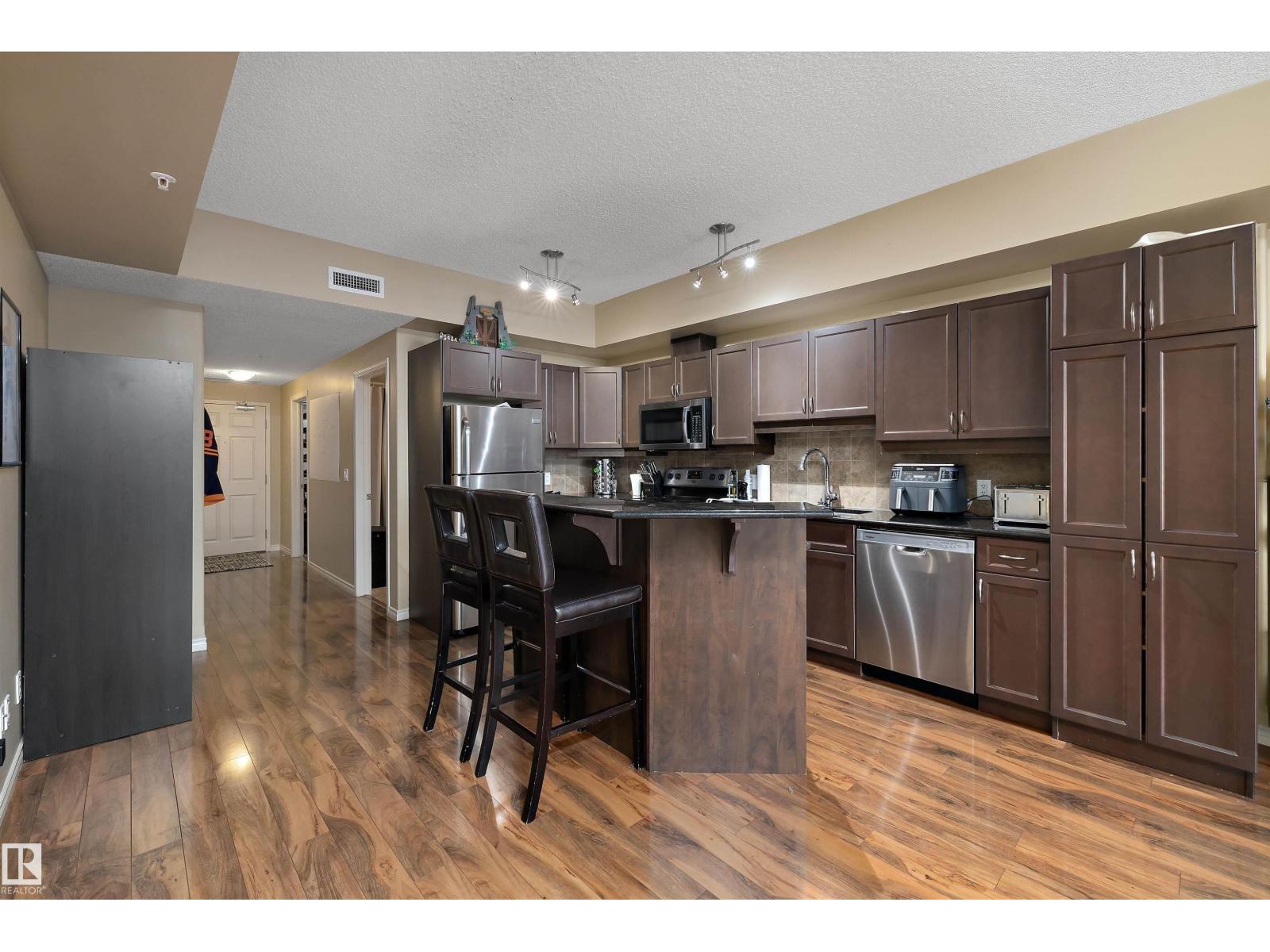 #307 10303 111 ST NW - 6