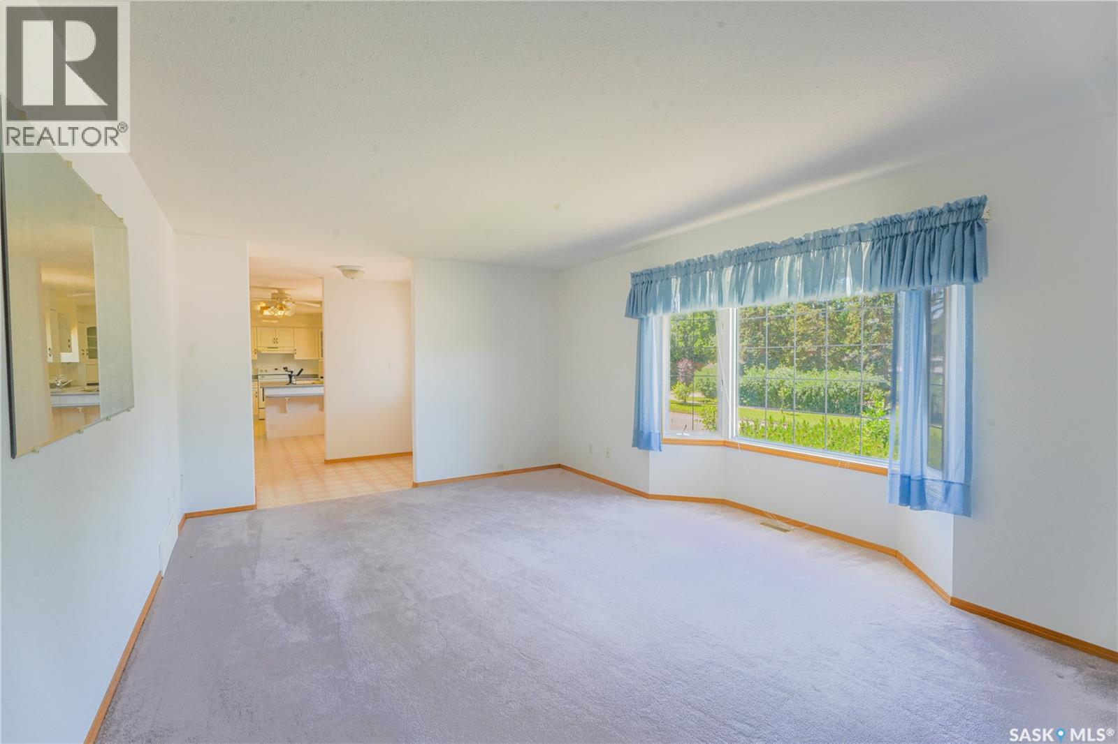 126 5th AVENUE W - 11