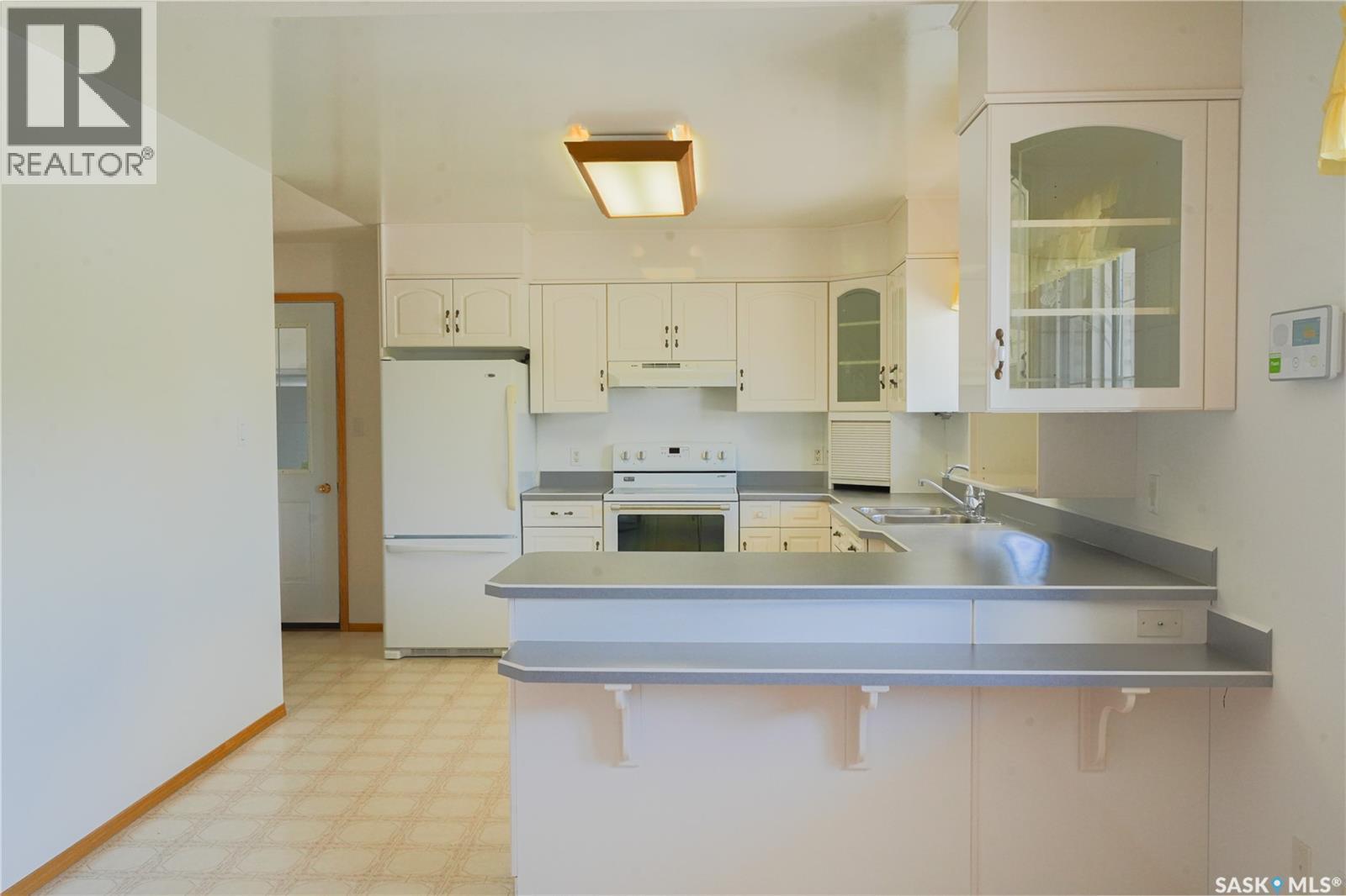 126 5th AVENUE W - 15