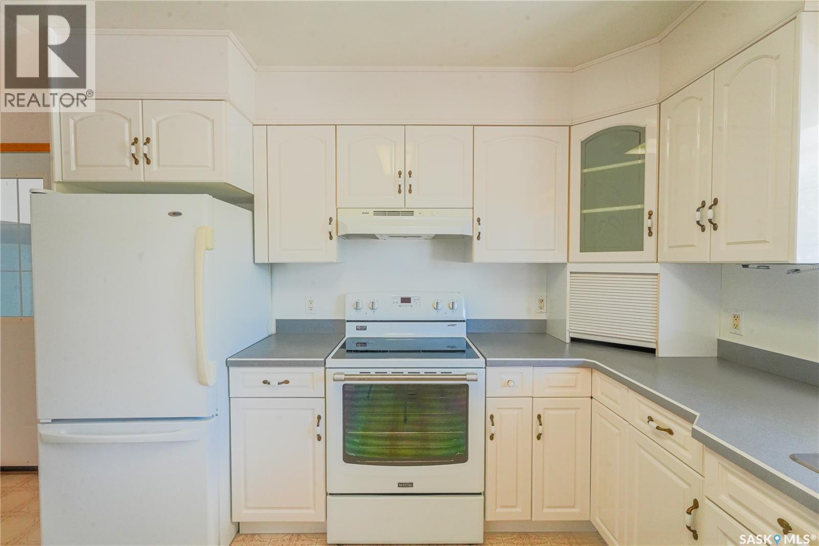 126 5th AVENUE W - 17