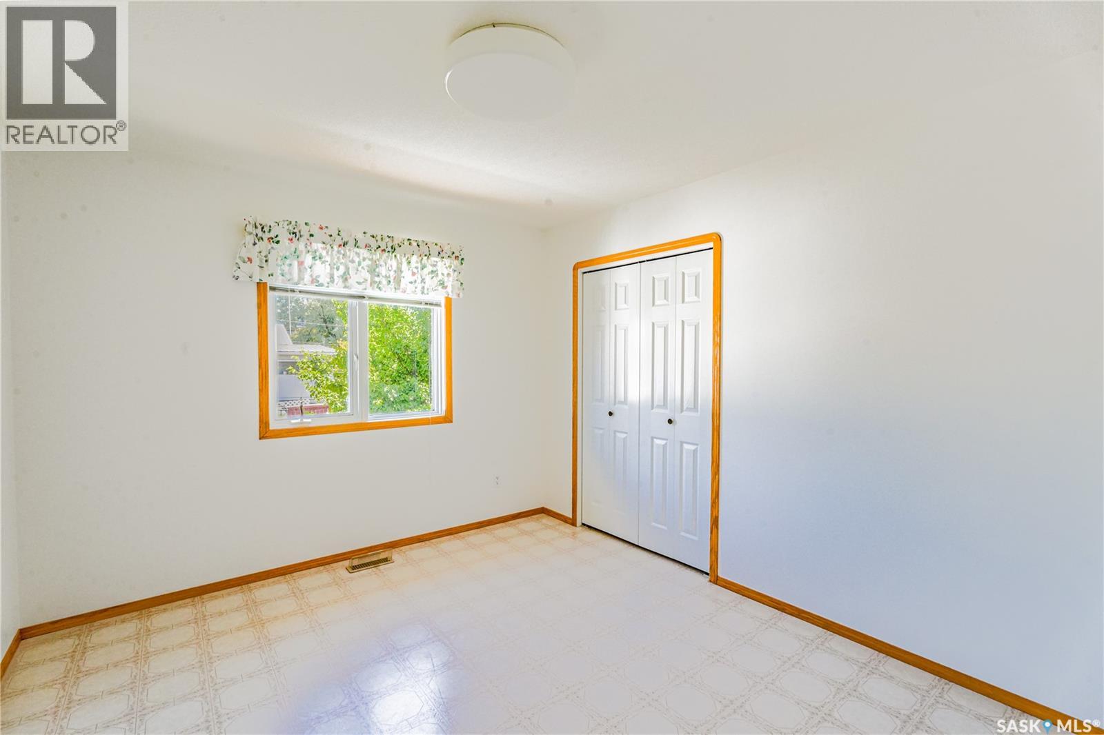 126 5th AVENUE W - 23