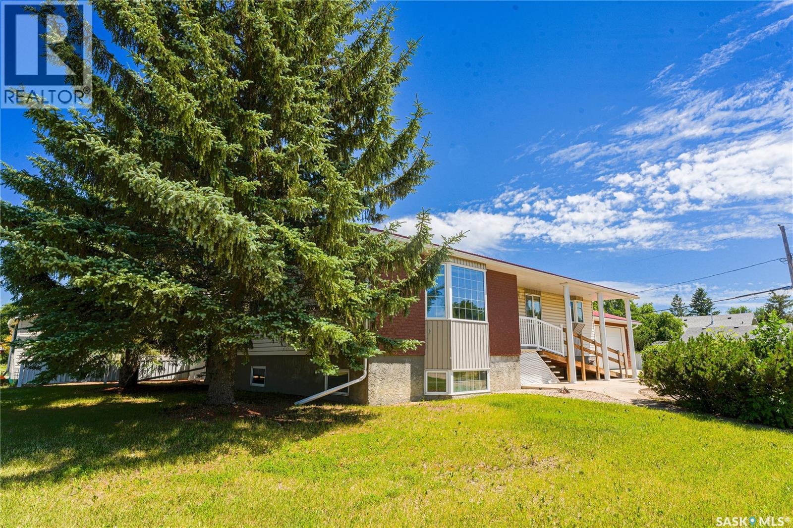 126 5th AVENUE W - 43