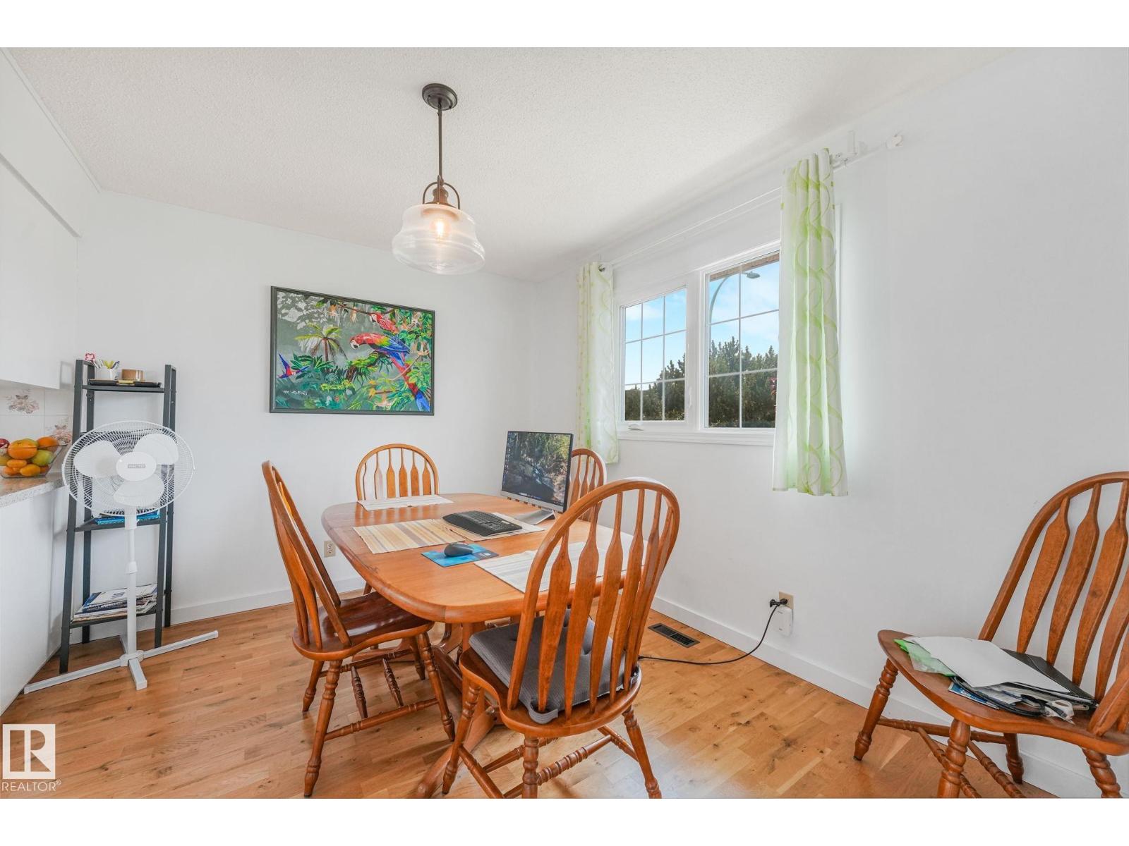 14203 74 ST NW - 10