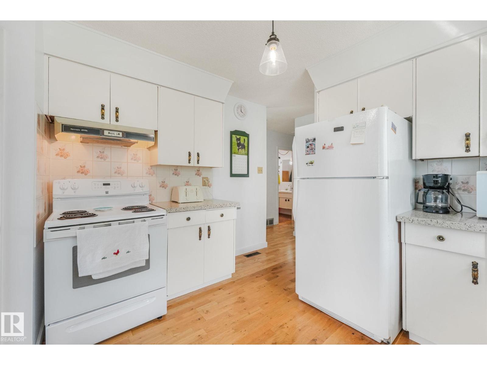 14203 74 ST NW - 14