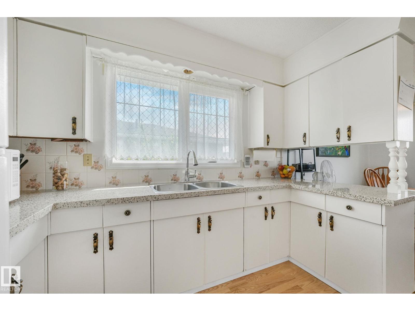 14203 74 ST NW - 17