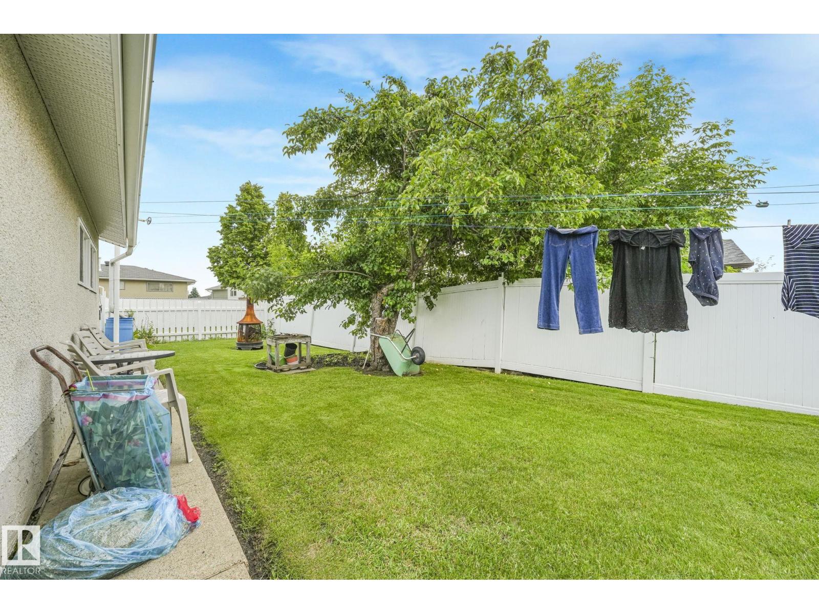 14203 74 ST NW - 48