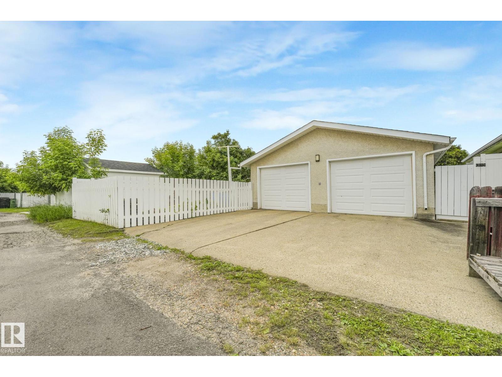 14203 74 ST NW - 51