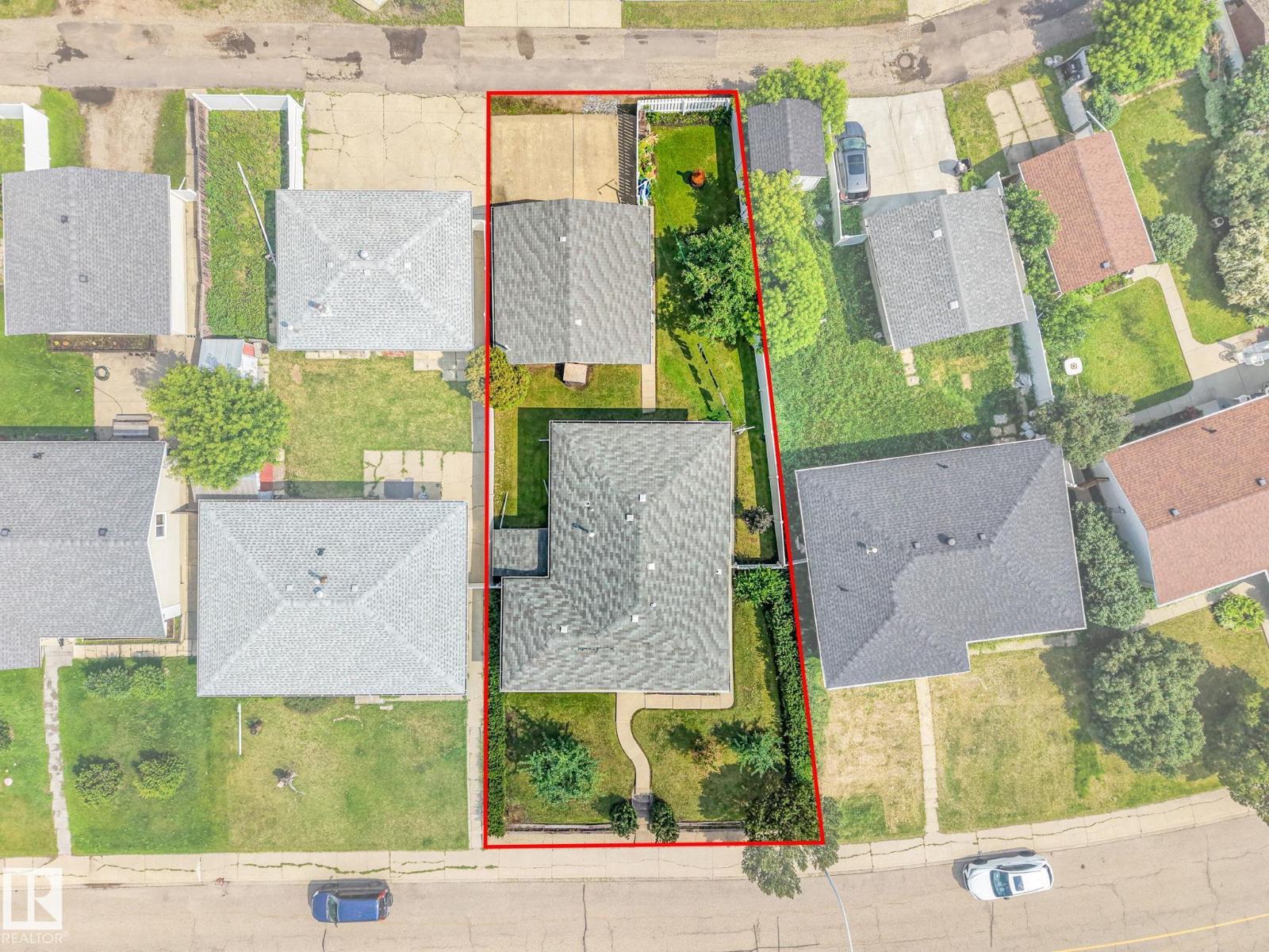 14203 74 ST NW - 57