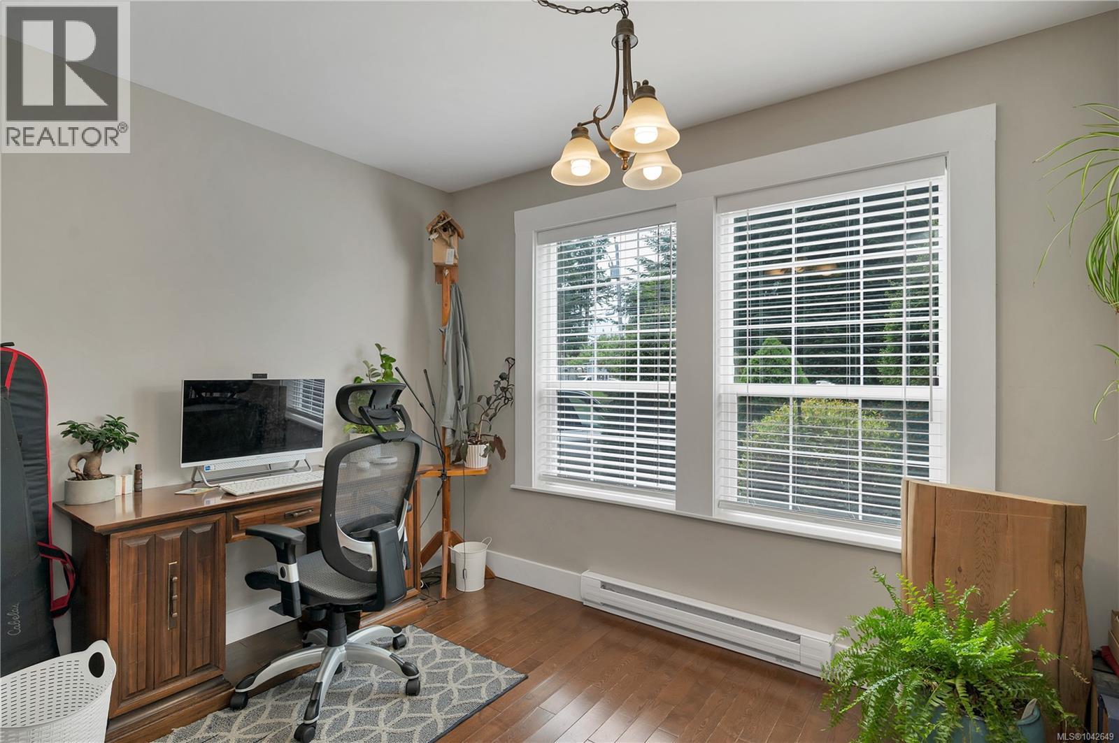 212 Seabreeze Dr - 15
