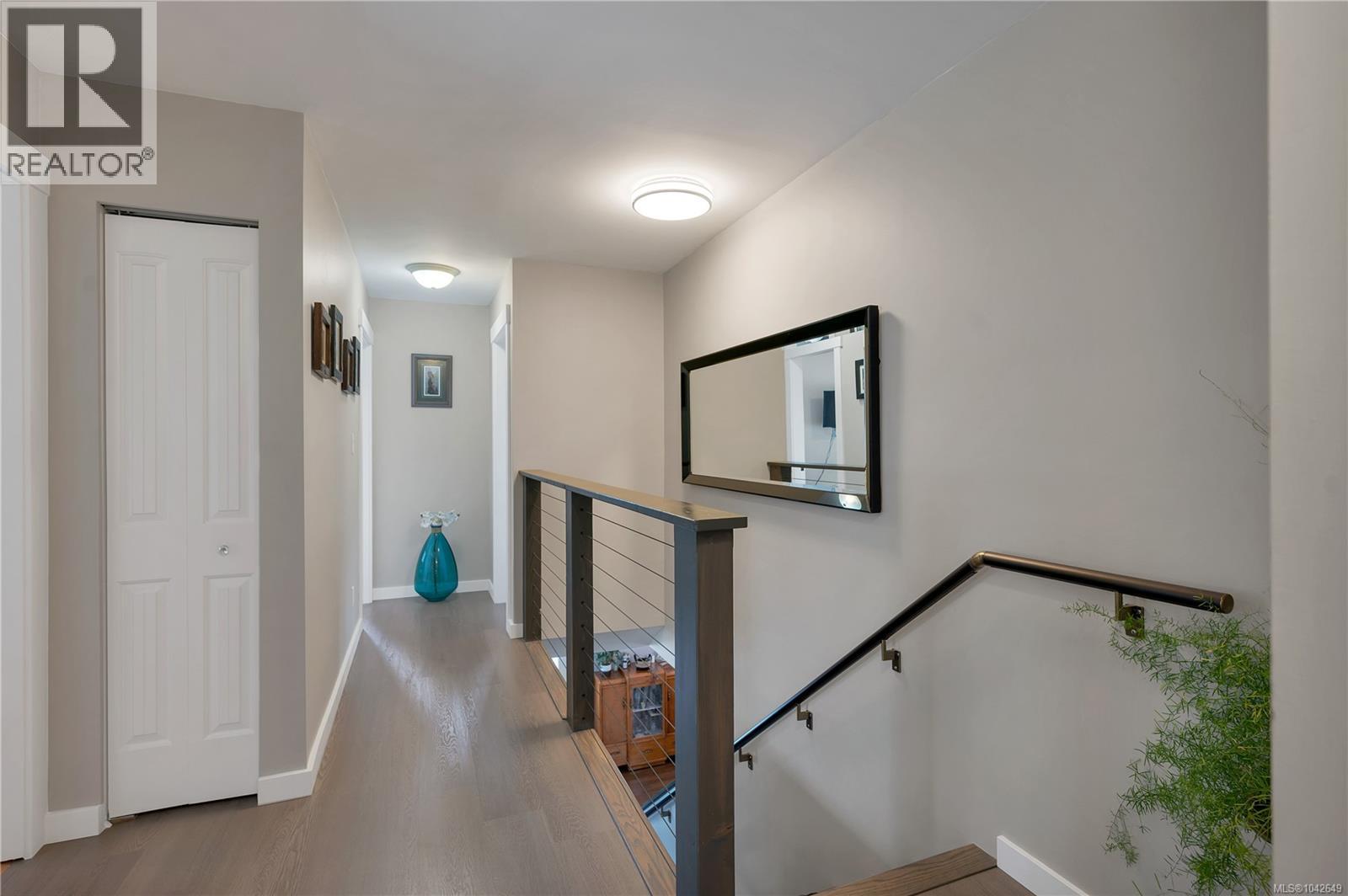 212 Seabreeze Dr - 25