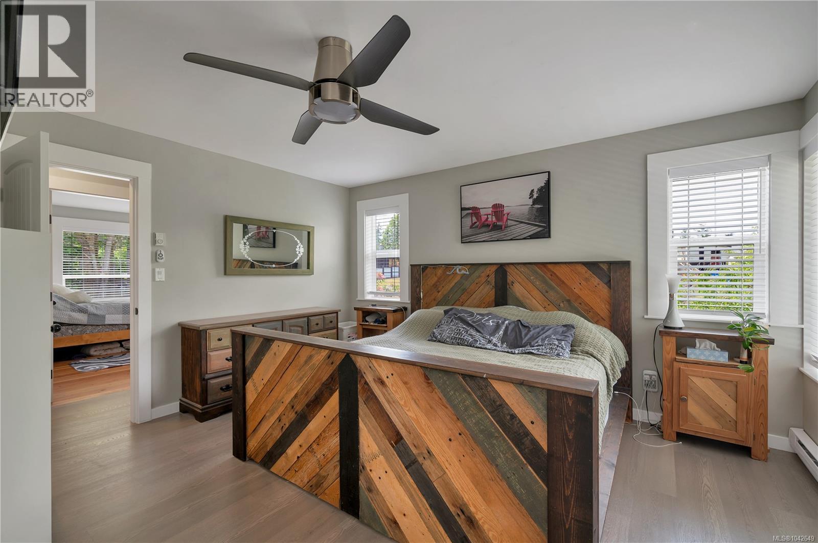 212 Seabreeze Dr - 27