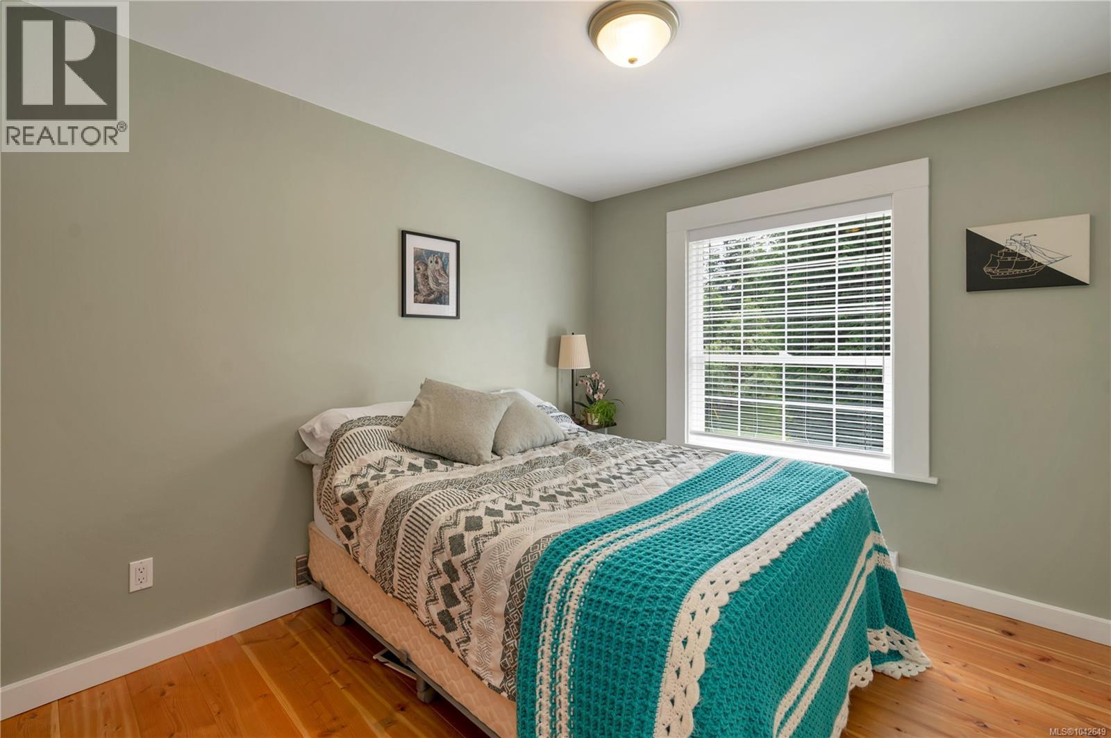 212 Seabreeze Dr - 35