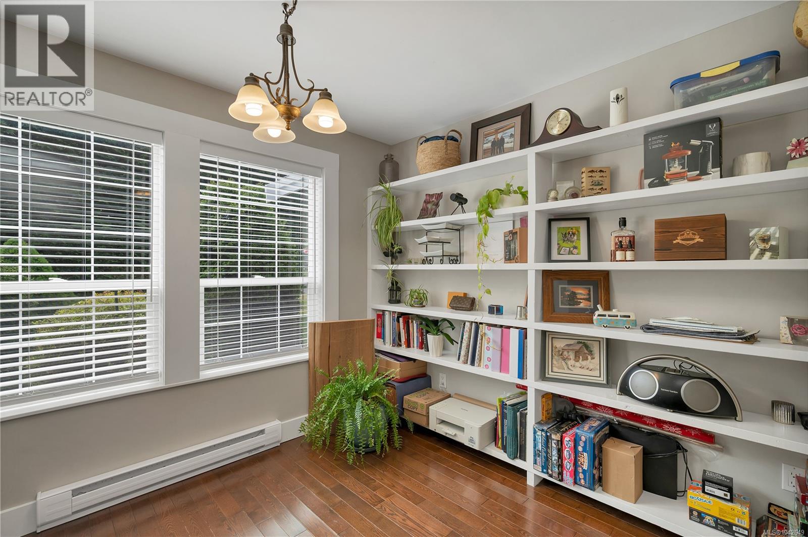 212 Seabreeze Dr - 16