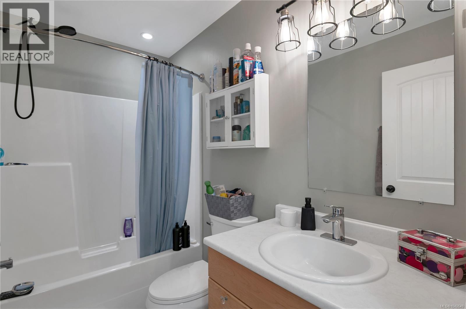 212 Seabreeze Dr - 34