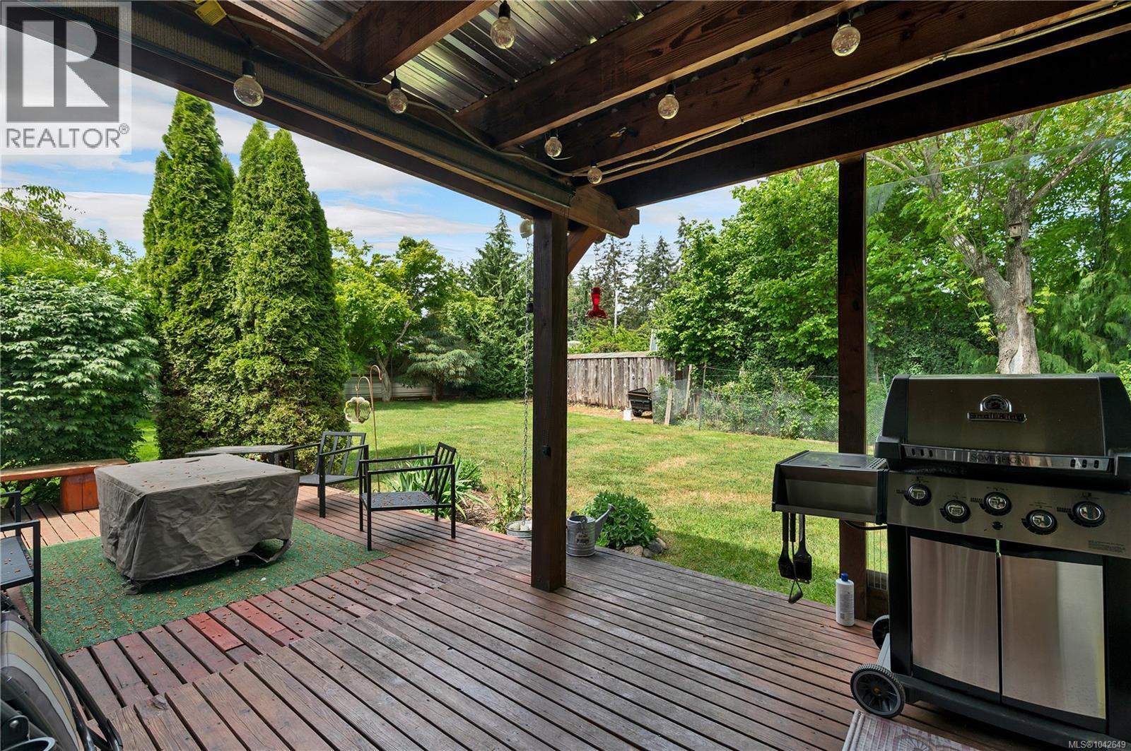212 Seabreeze Dr - 39