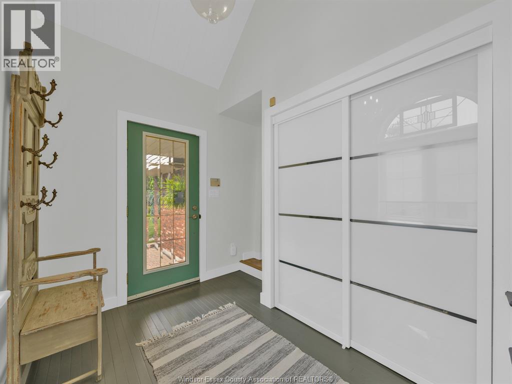 320 LAKEVIEW AVENUE - 10