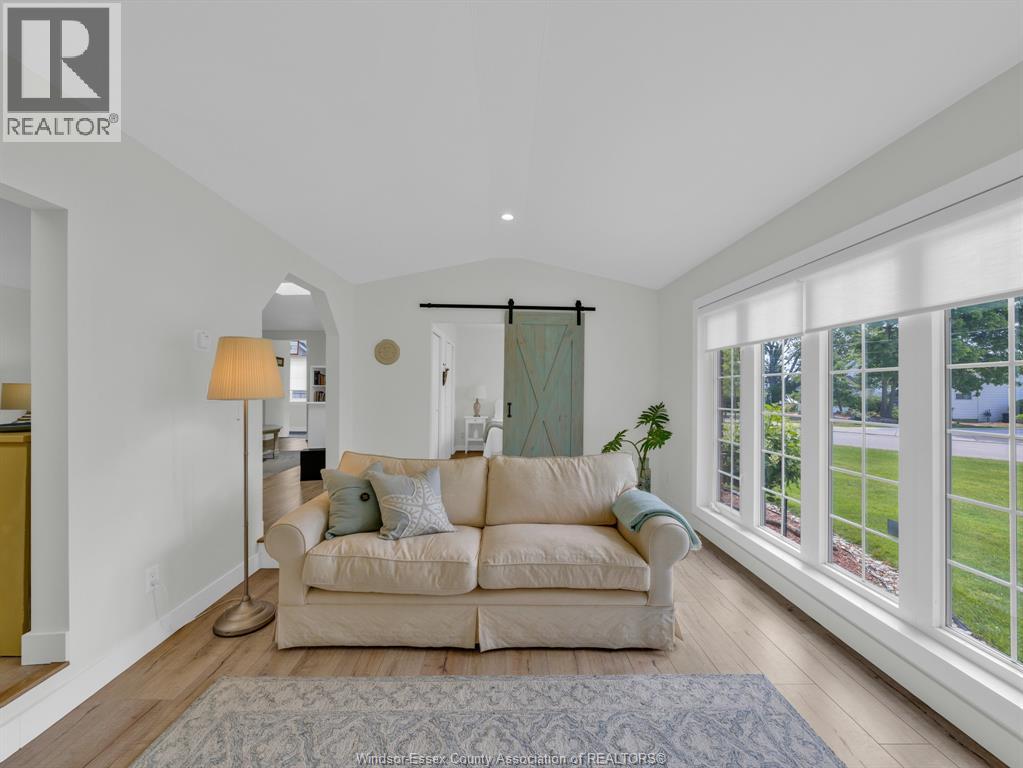 320 LAKEVIEW AVENUE - 16