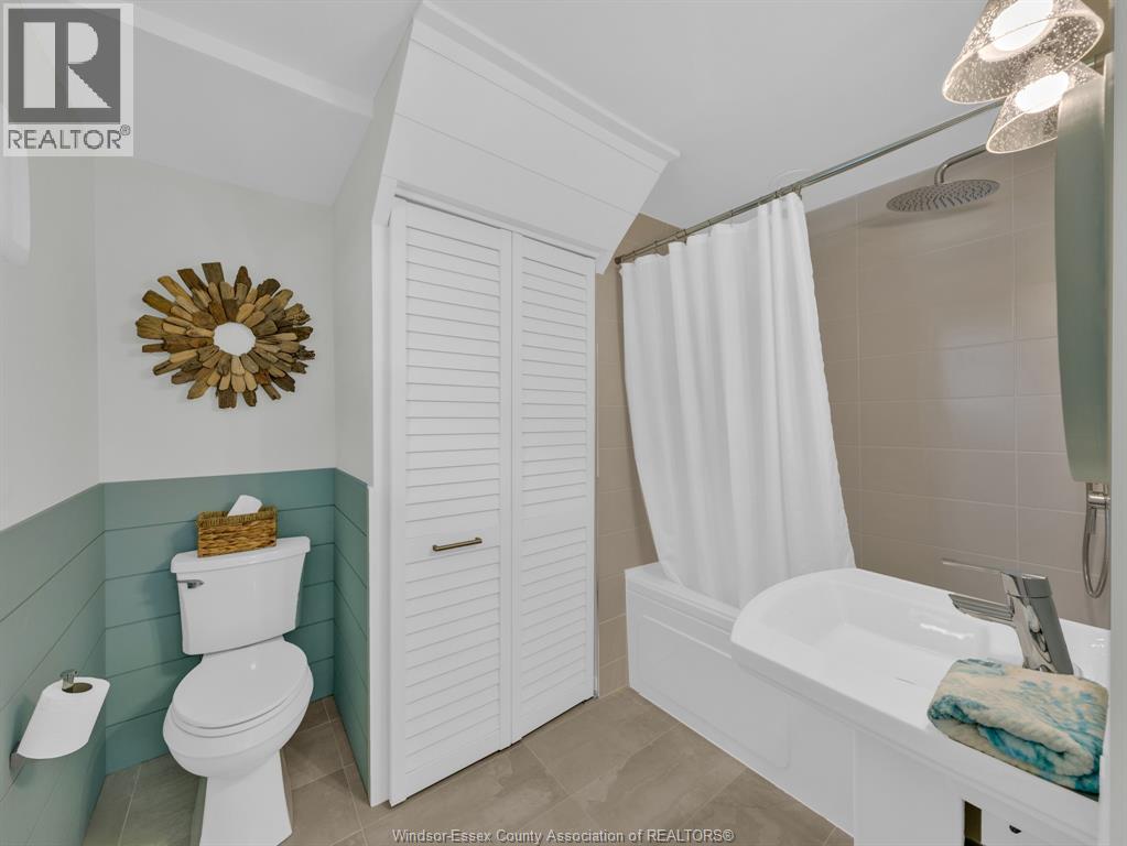 320 LAKEVIEW AVENUE - 22
