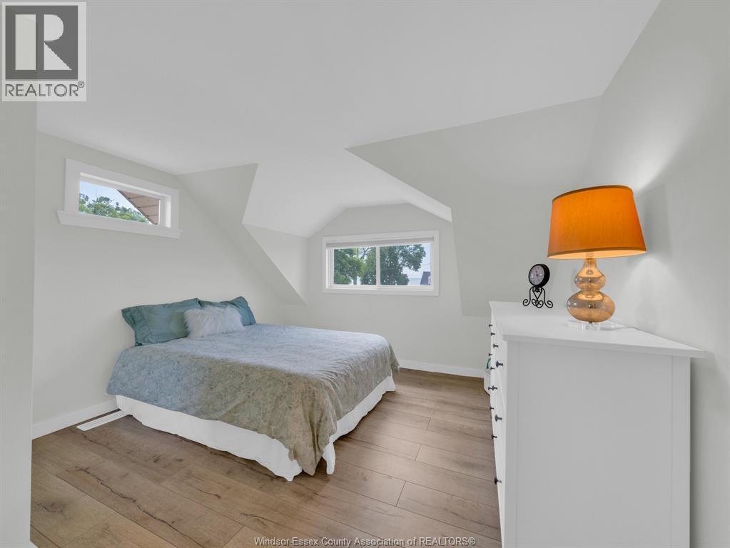 320 LAKEVIEW AVENUE - 25